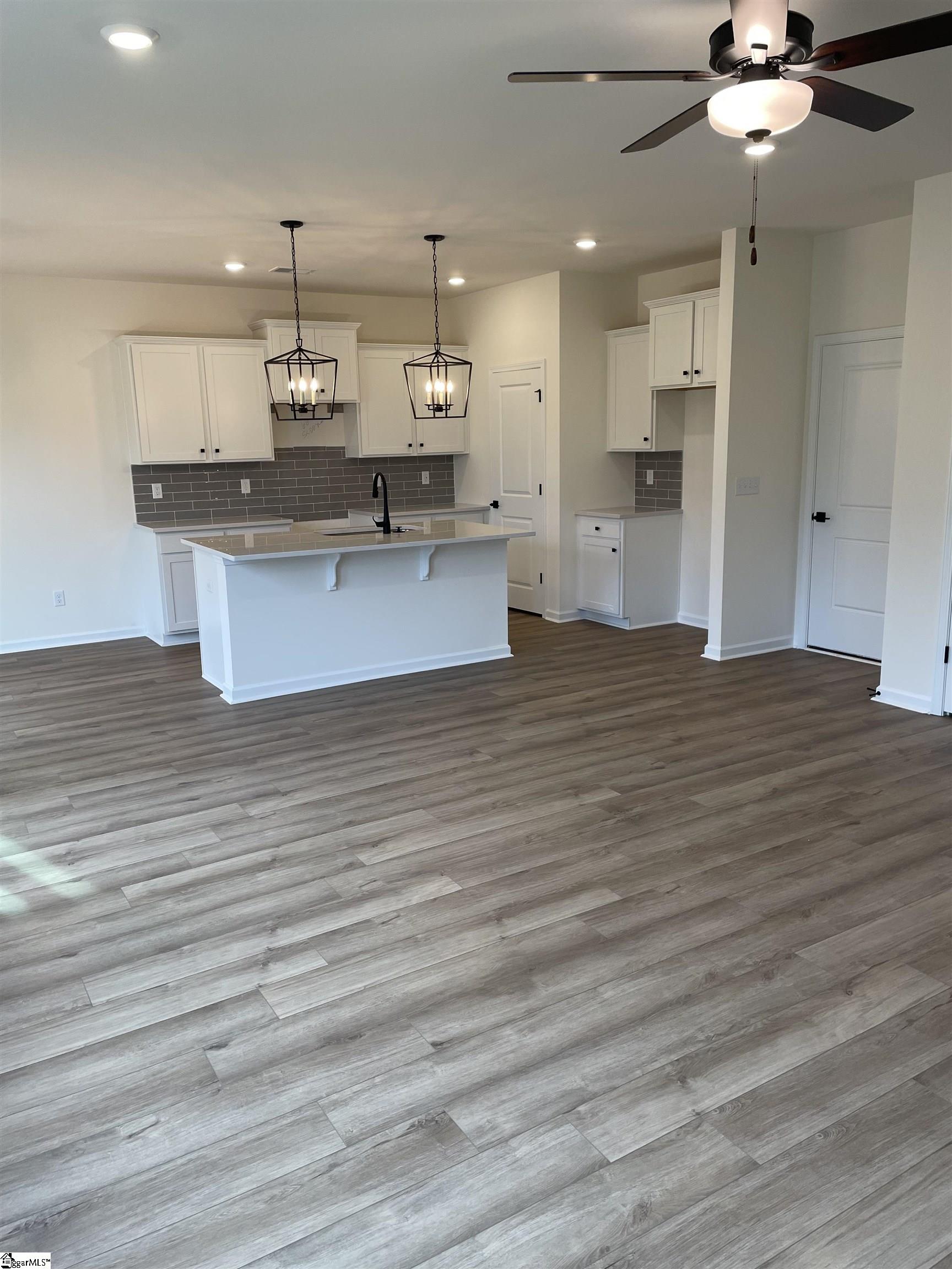 MLS #1570951 image #2