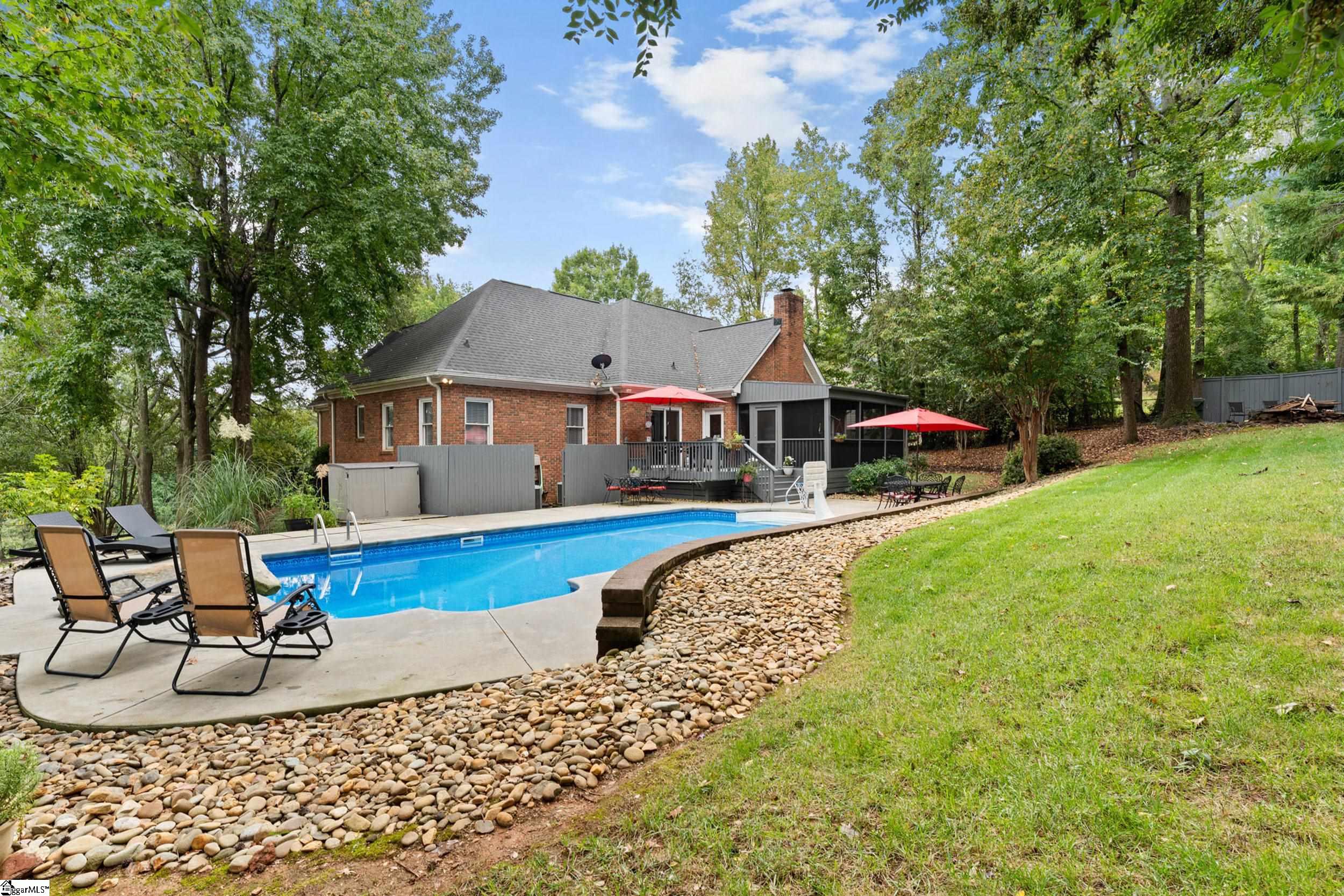 MLS #1570953 image #40