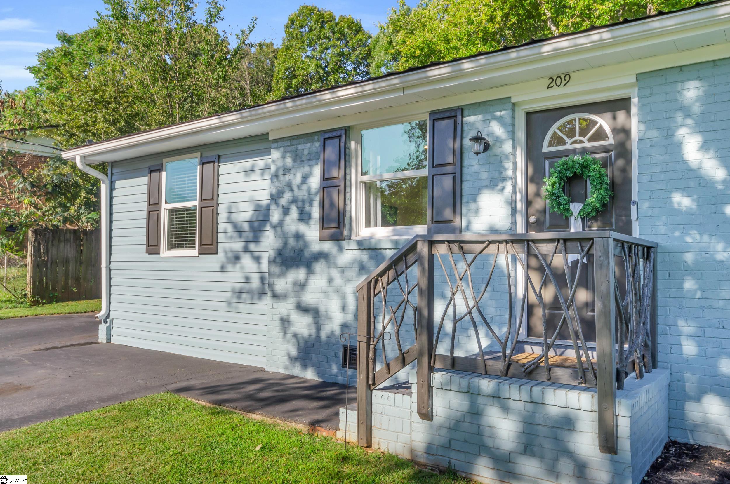 MLS #1570966 image #1