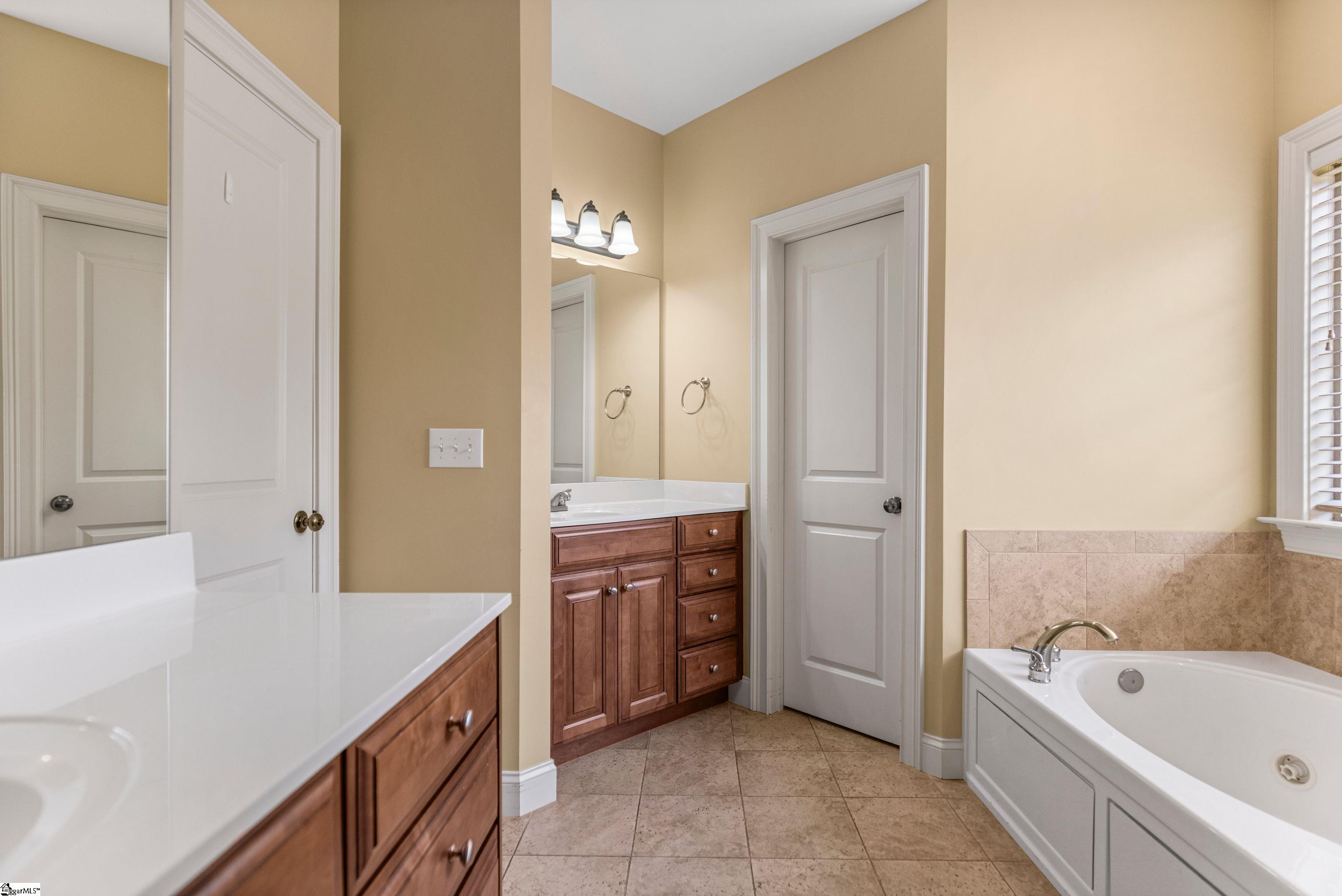 MLS #1570997 image #17