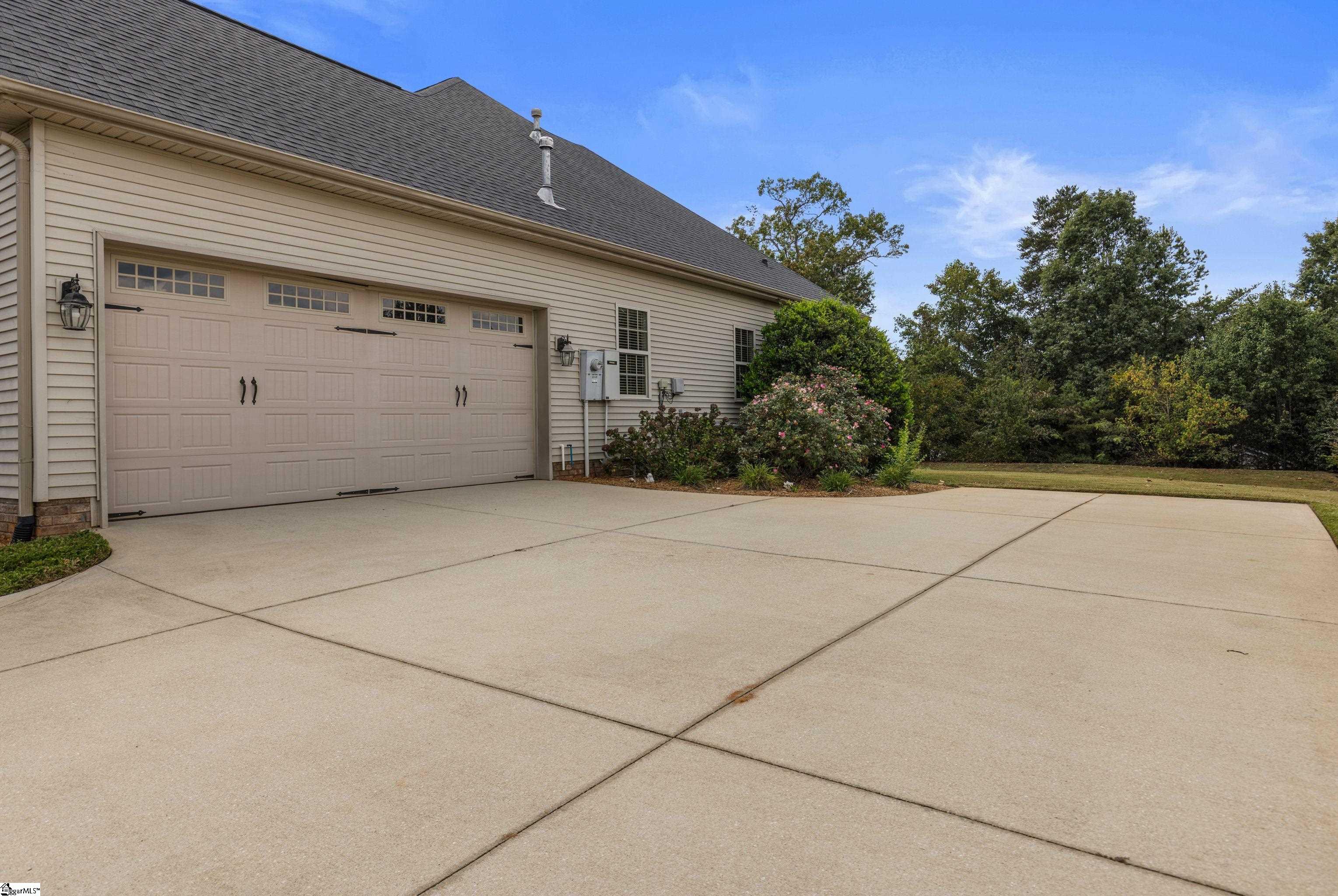 MLS #1570997 image #24