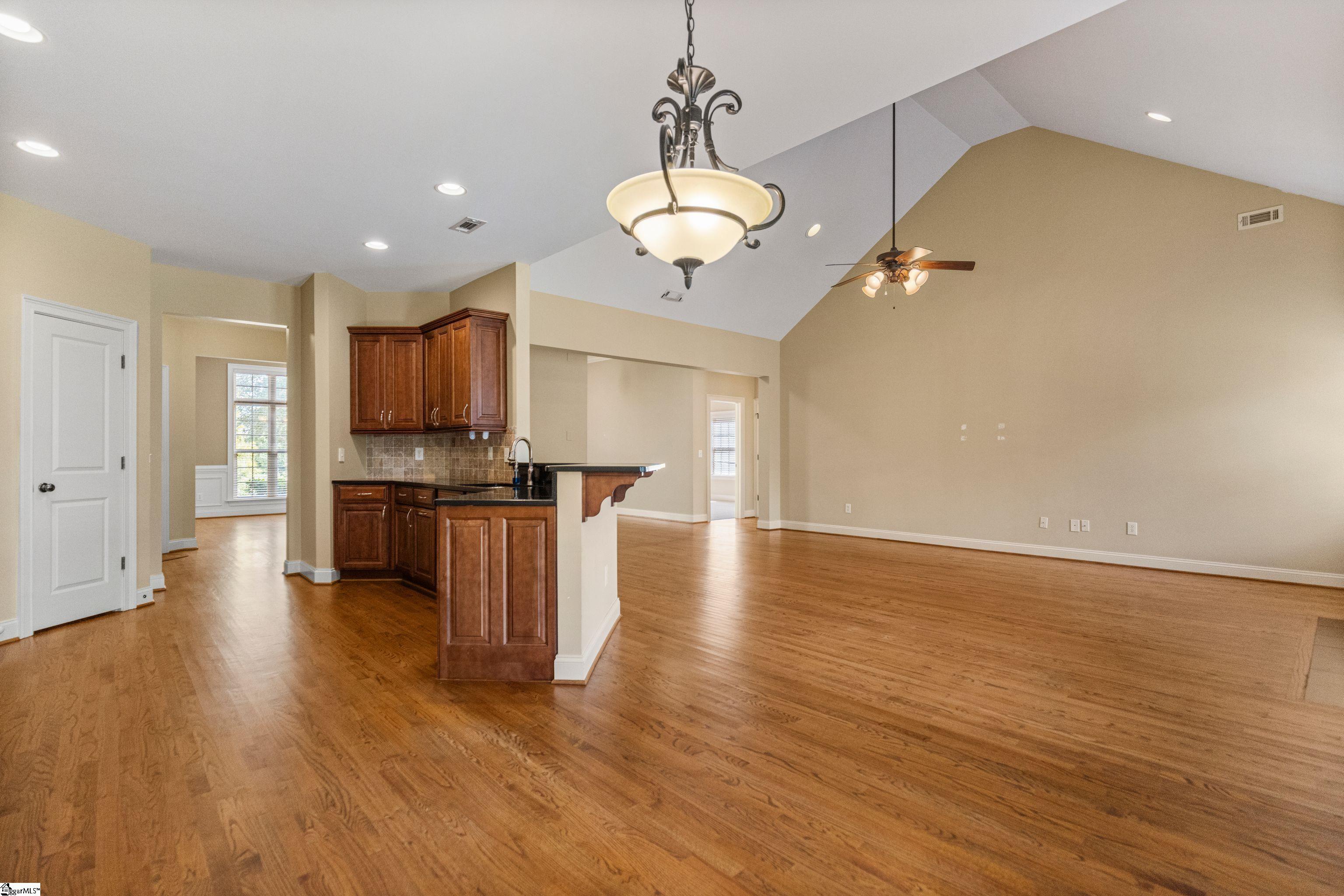 MLS #1570997 image #8