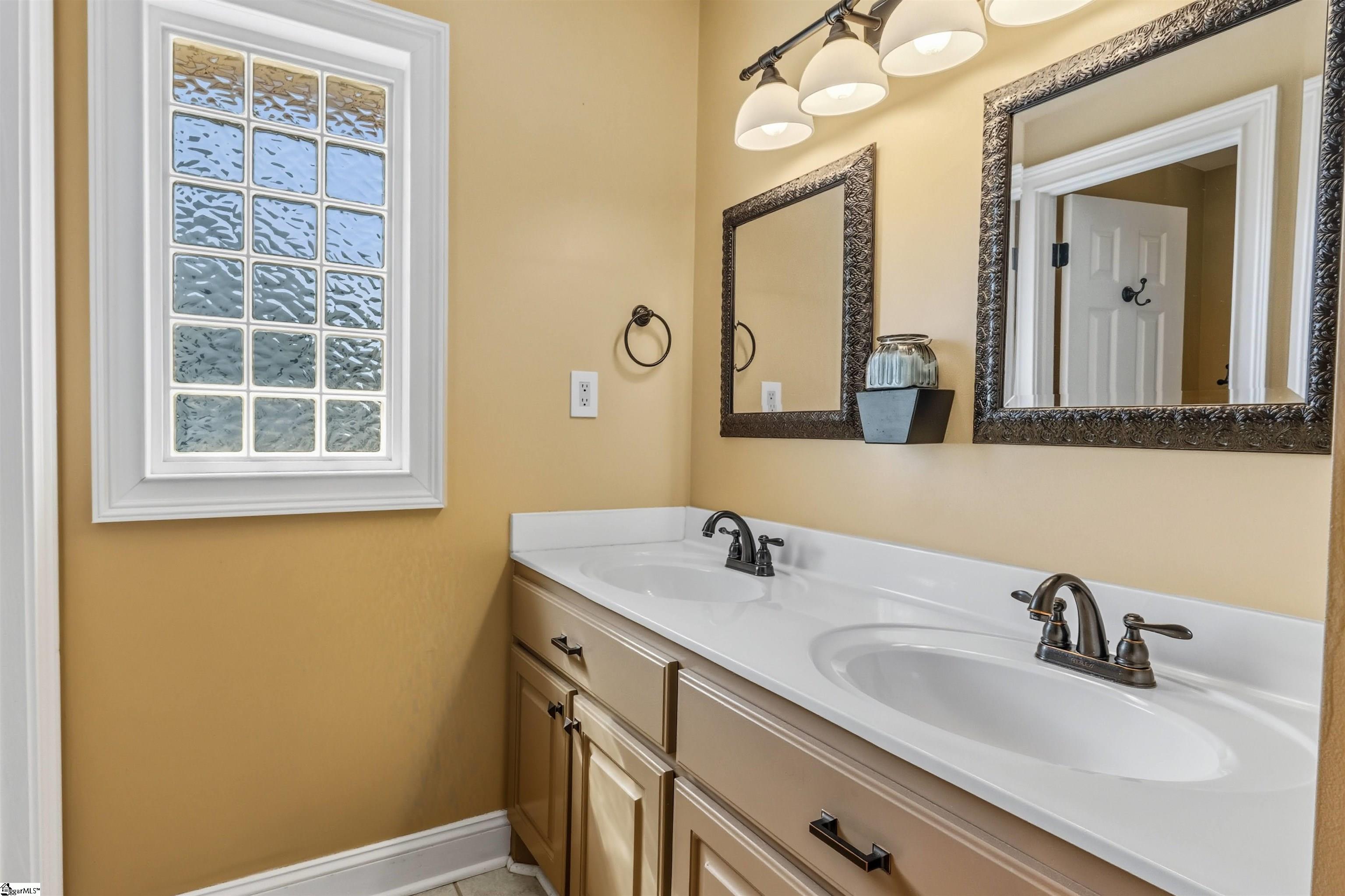 MLS #1571024 image #17