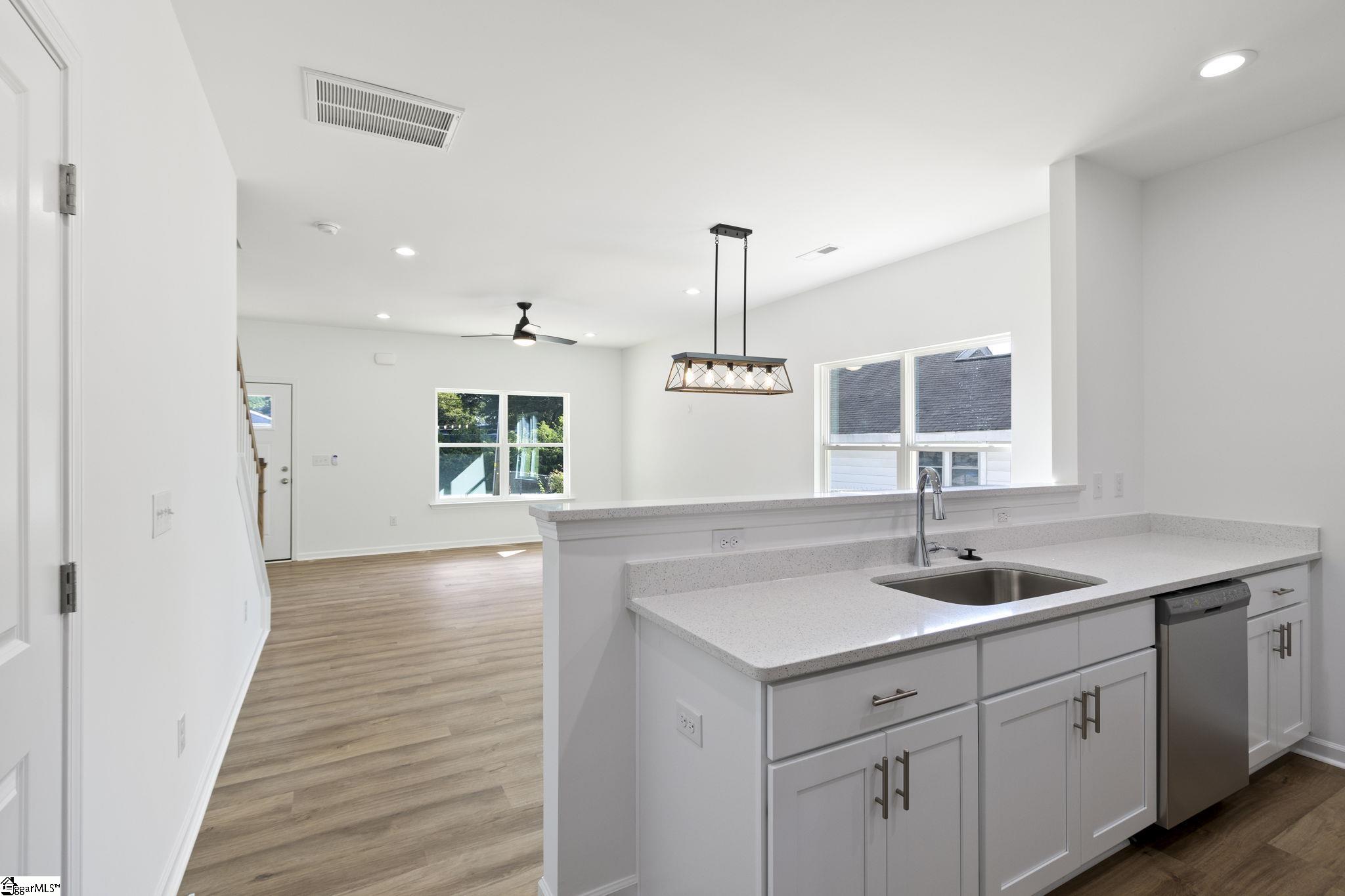 MLS #1571031 image #2