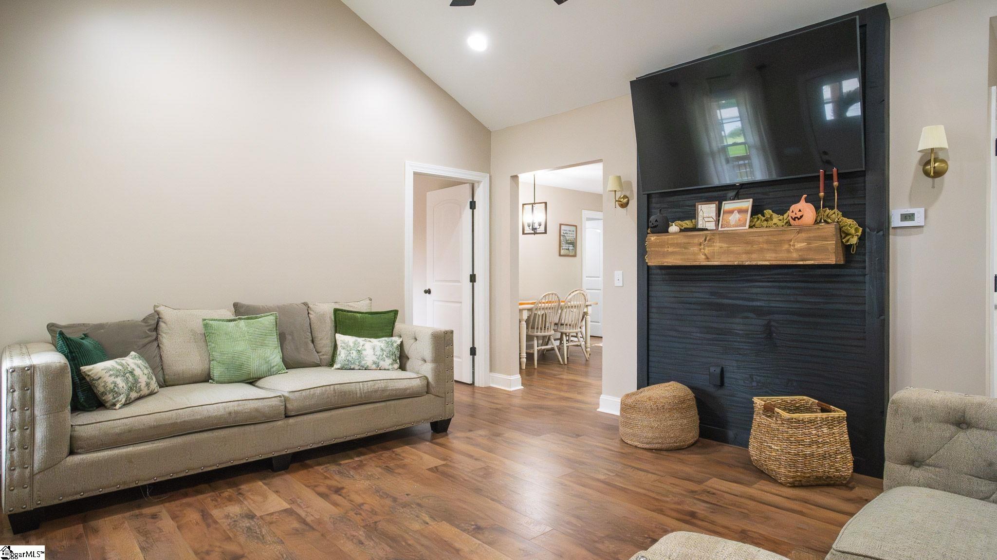 MLS #1571033 image #10