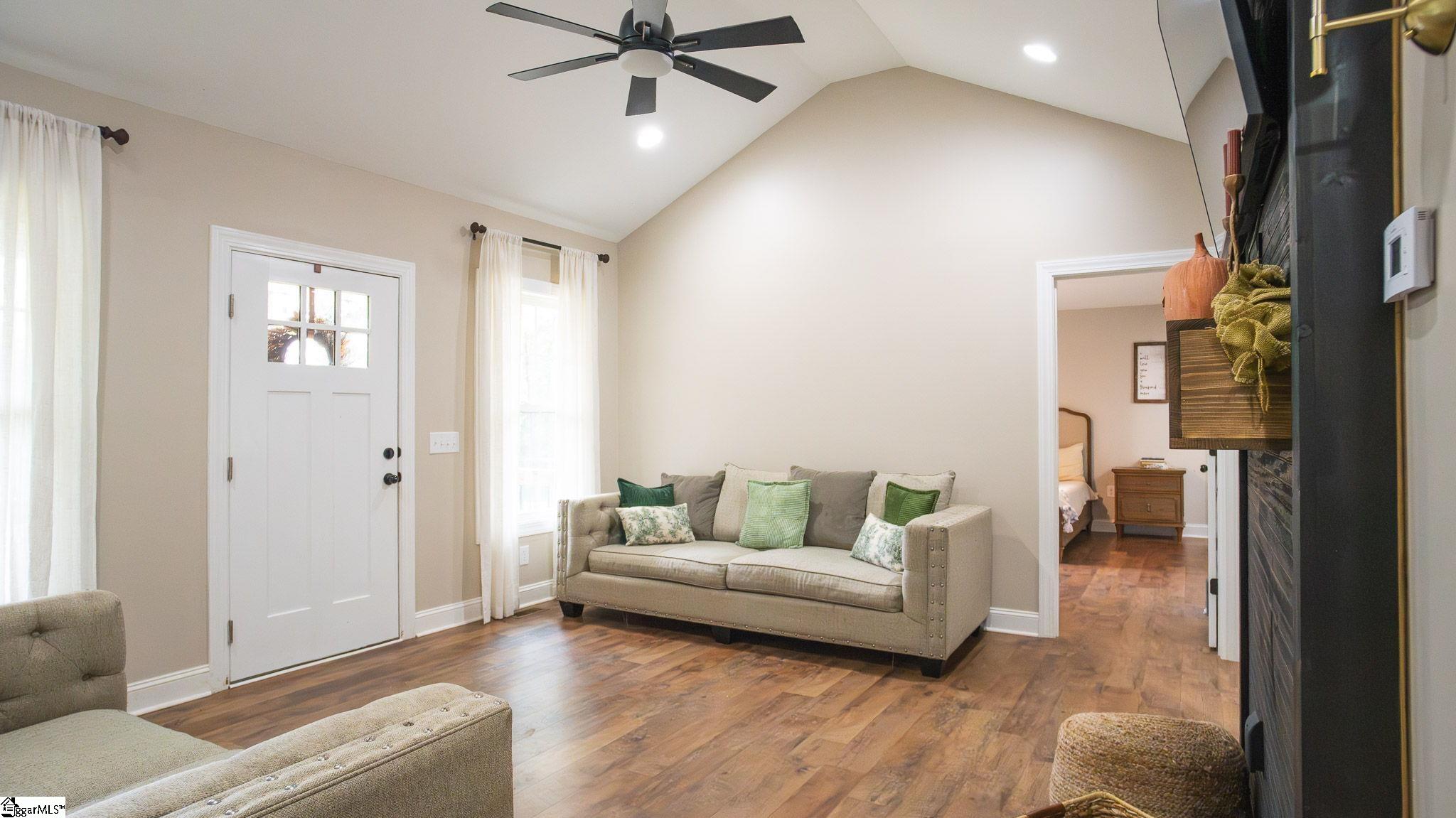 MLS #1571033 image #11