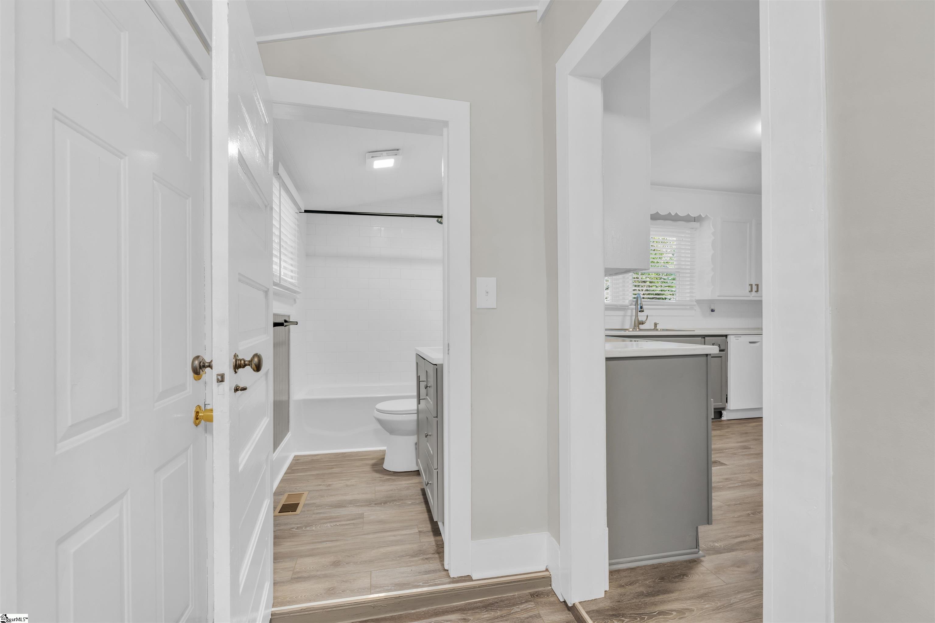 MLS #1571044 image #13