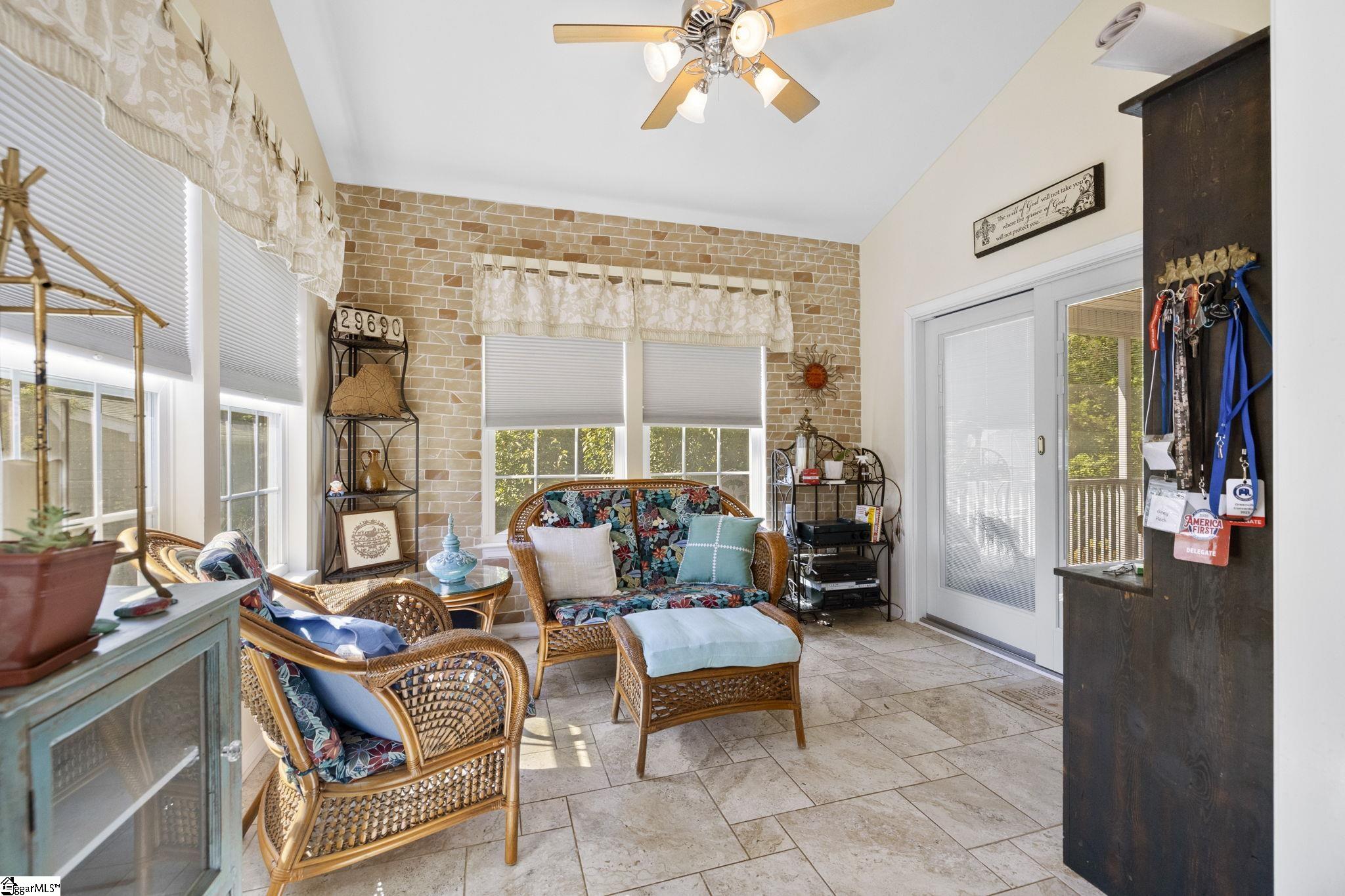 MLS #1571085 image #17