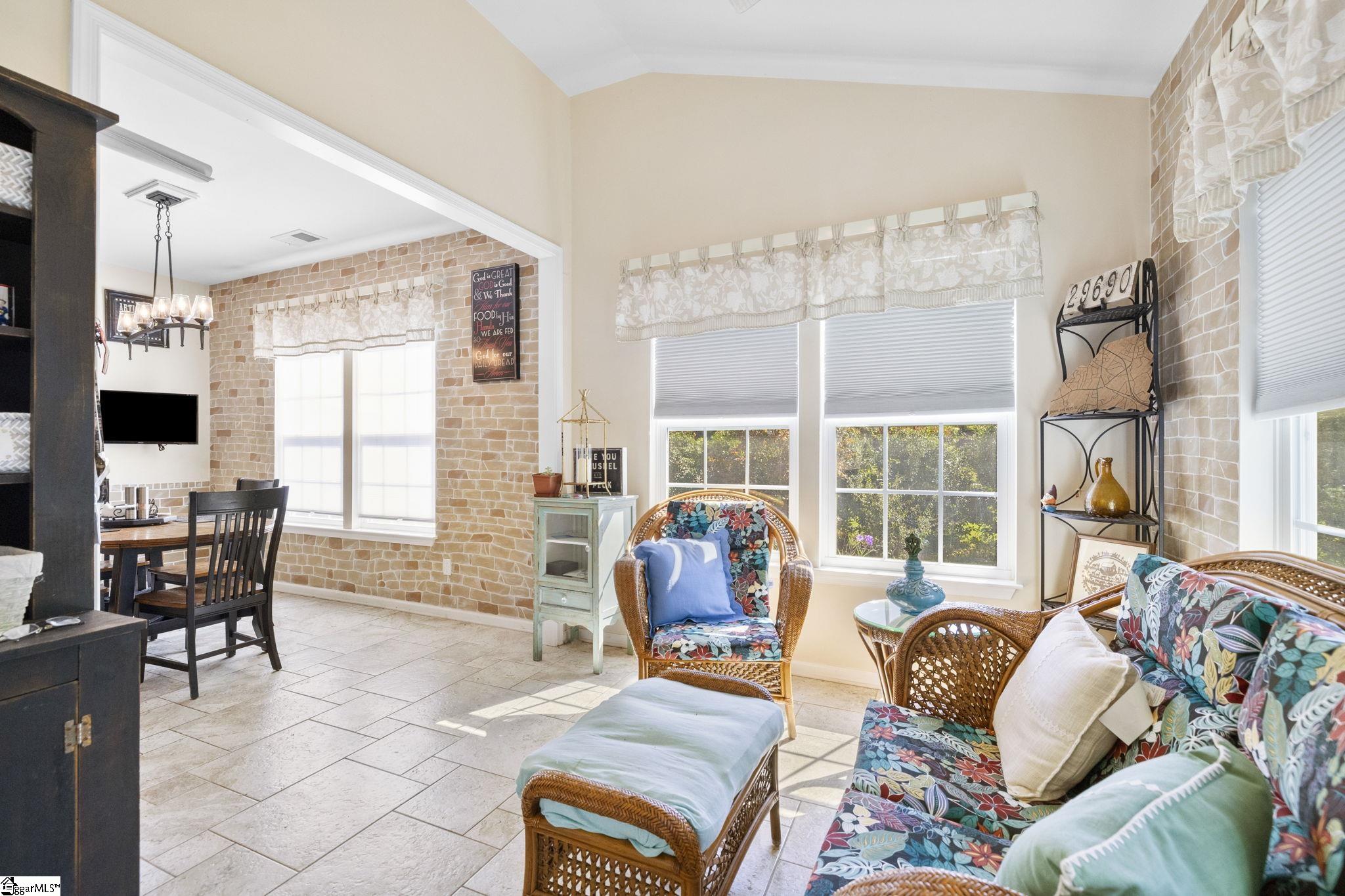 MLS #1571085 image #18