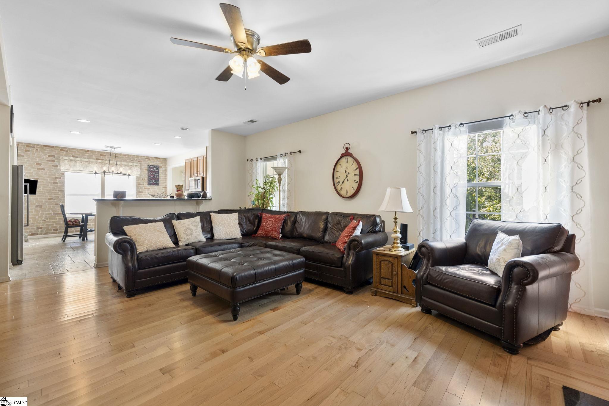 MLS #1571085 image #9