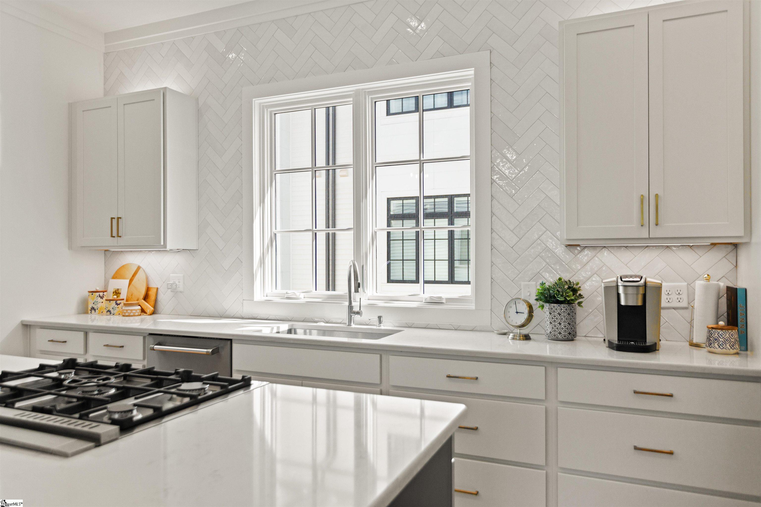 MLS #1571090 image #5