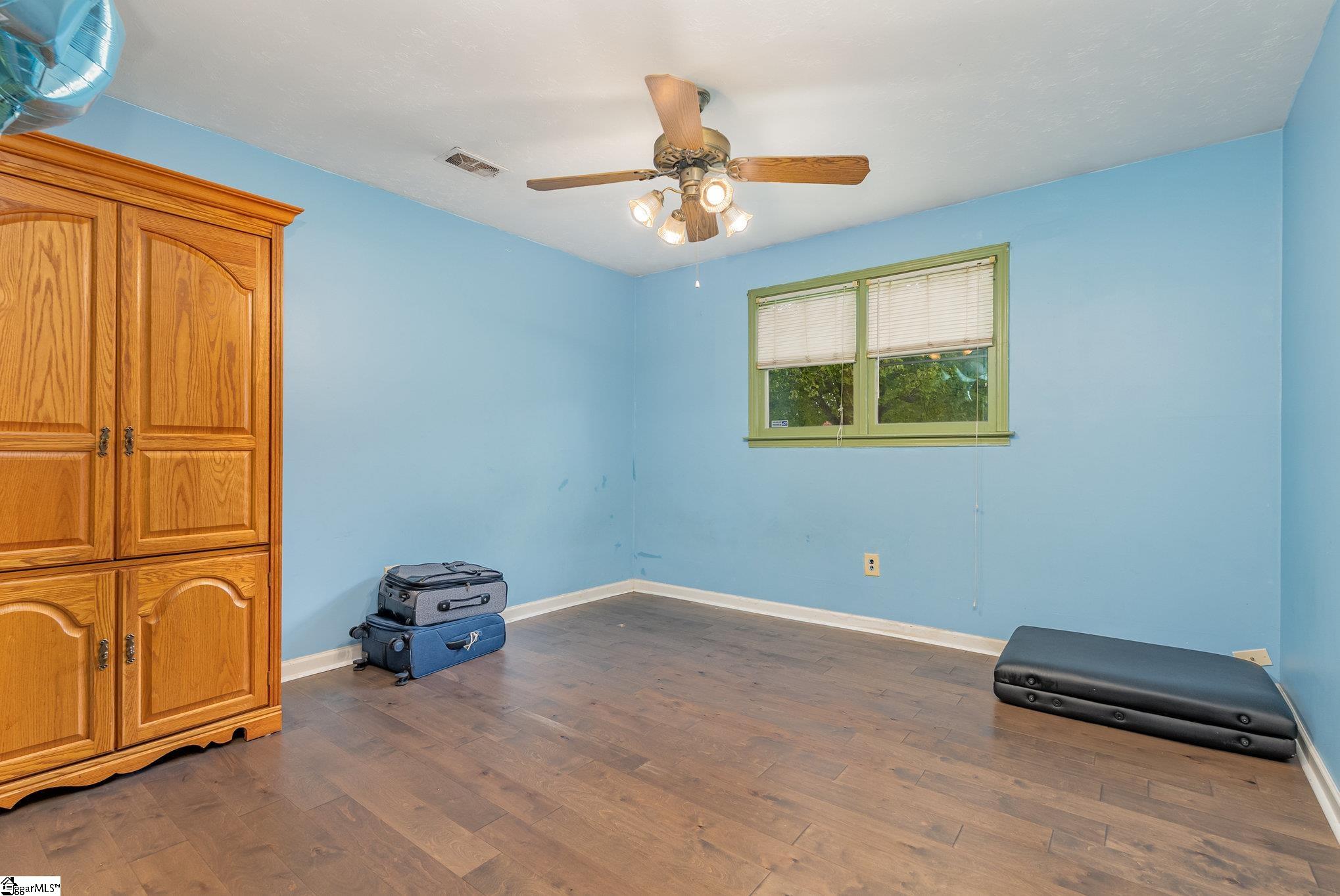 MLS #1571104 image #18