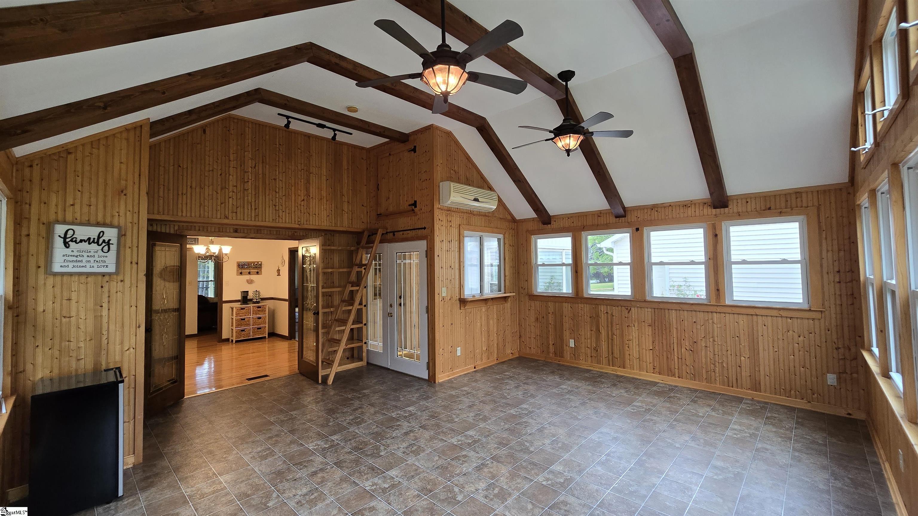 MLS #1571161 image #2