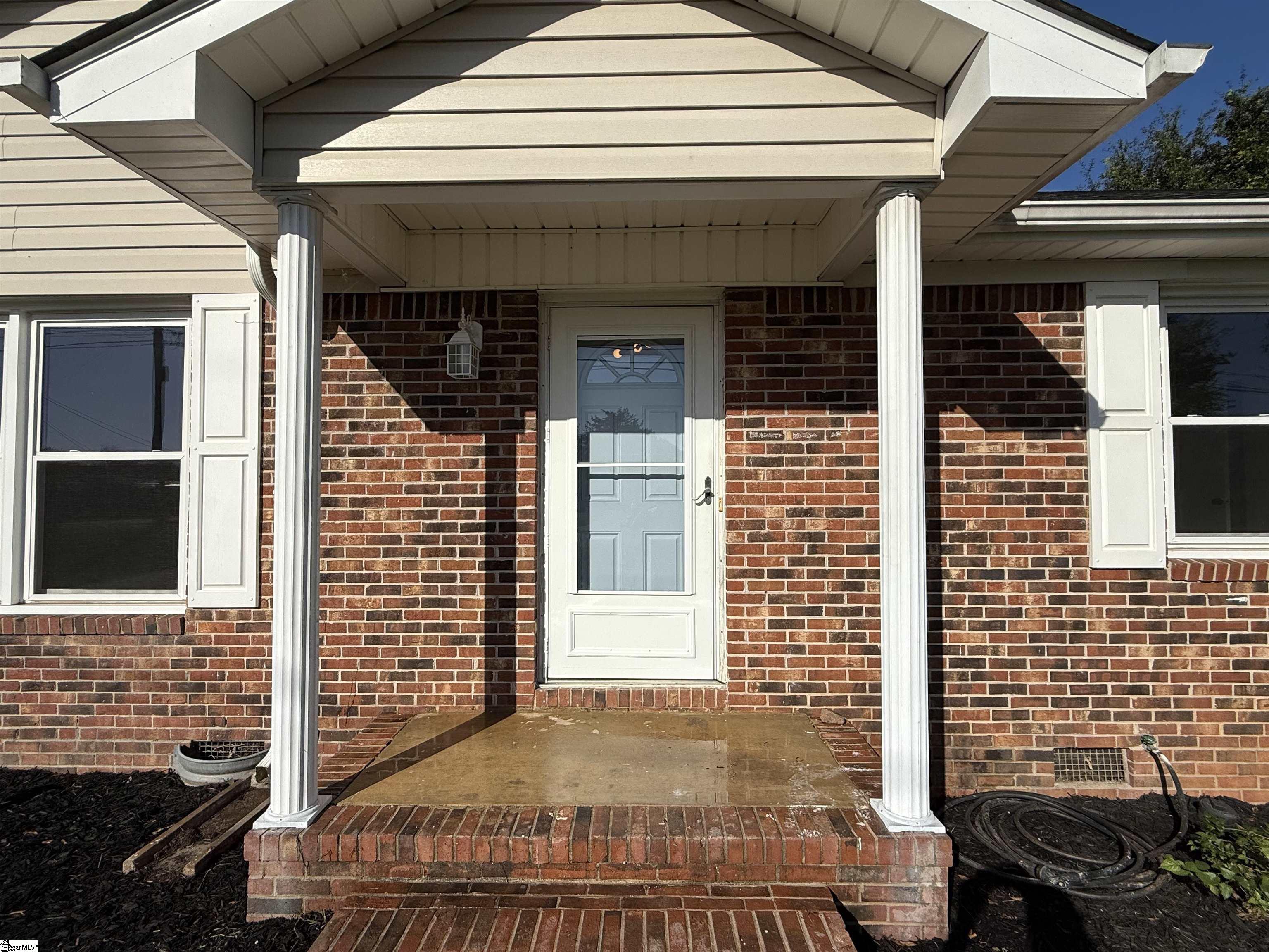 MLS #1571186 image #1