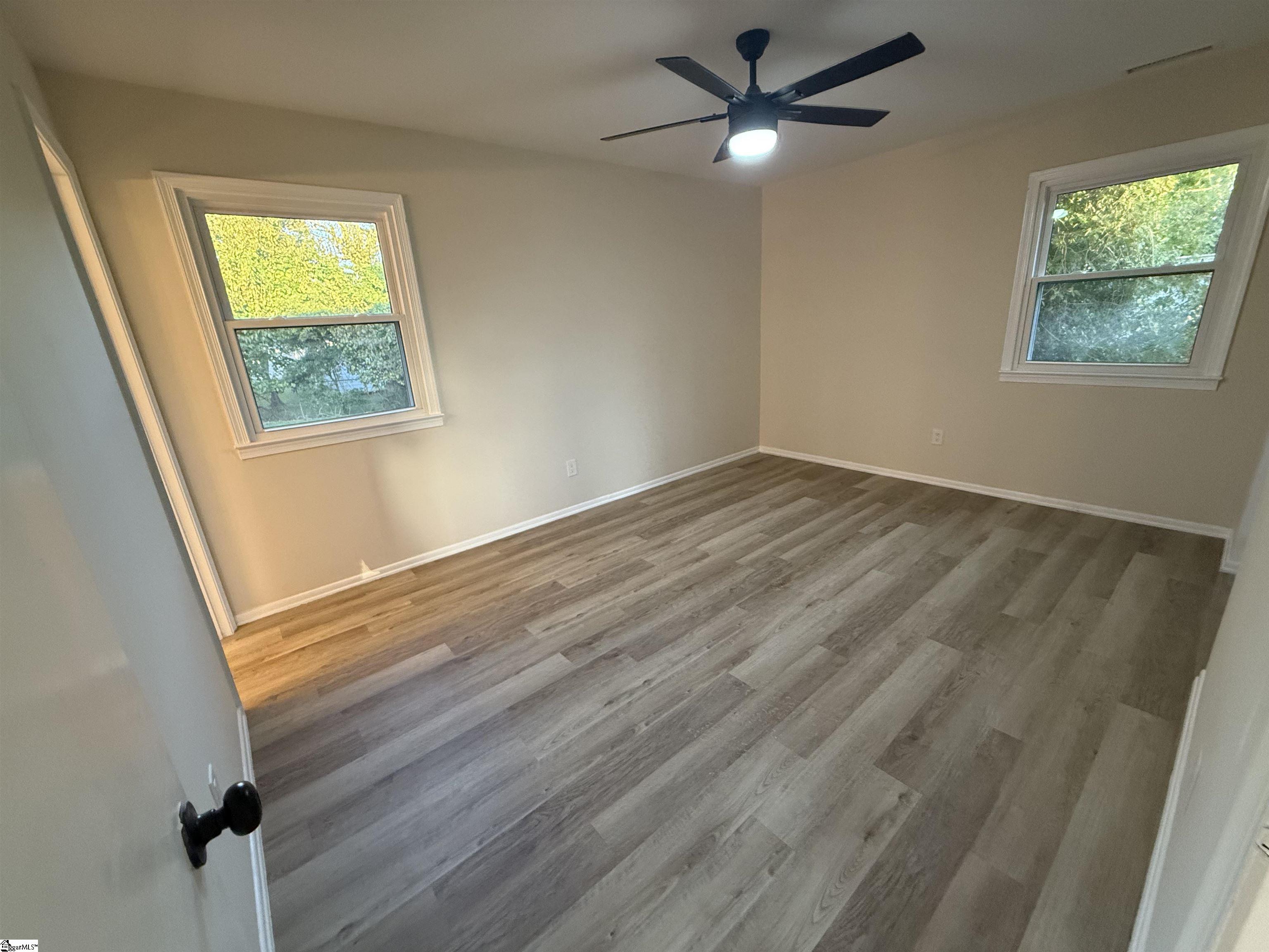 MLS #1571186 image #10