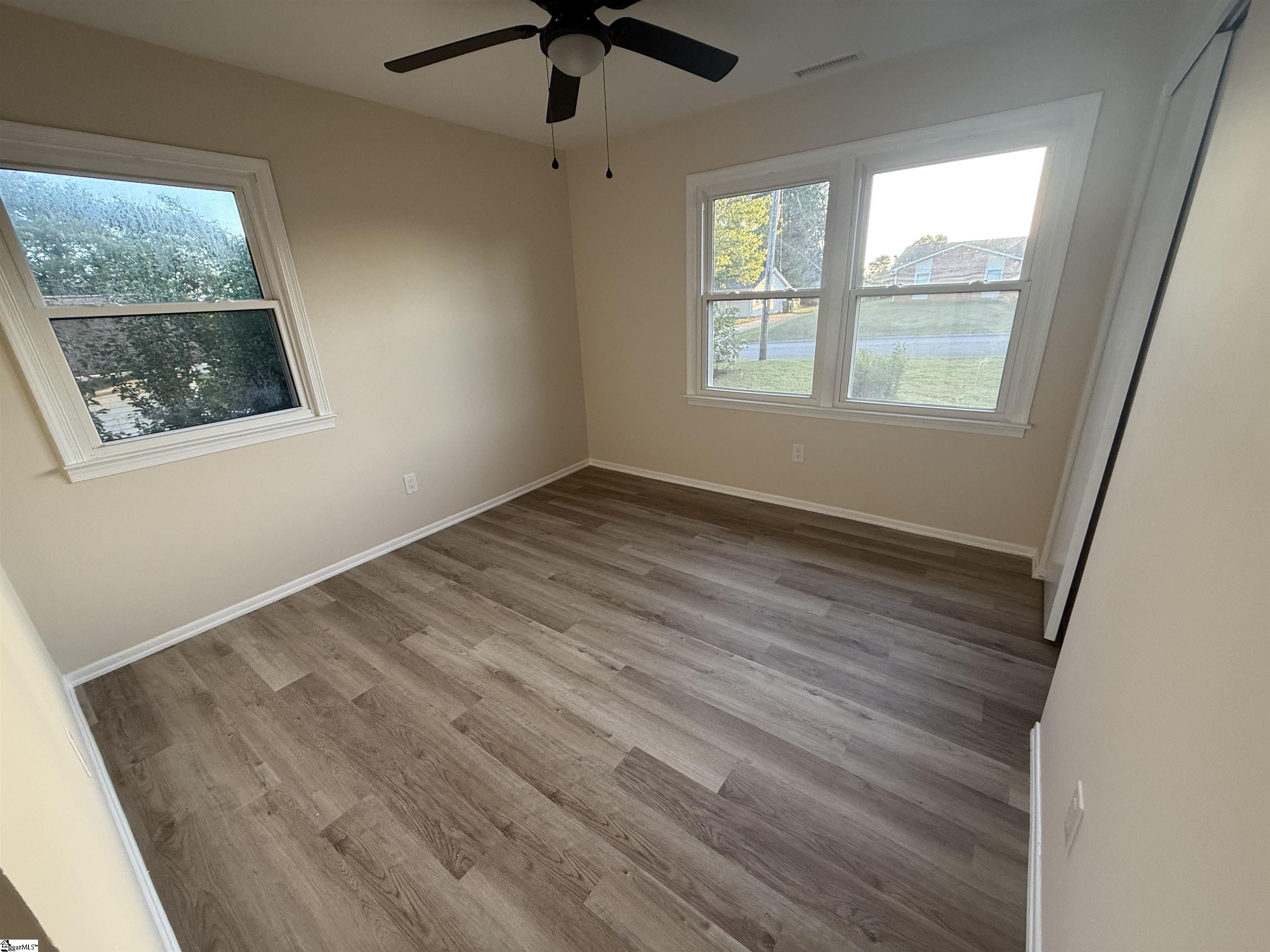 MLS #1571186 image #11