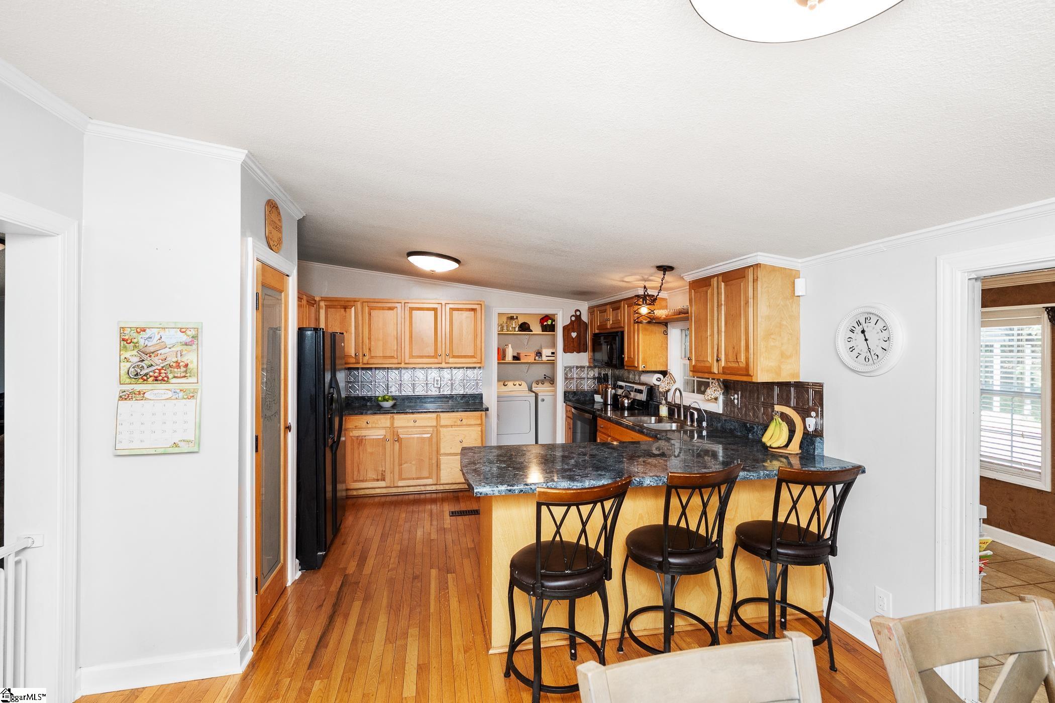 MLS #1571234 image #11