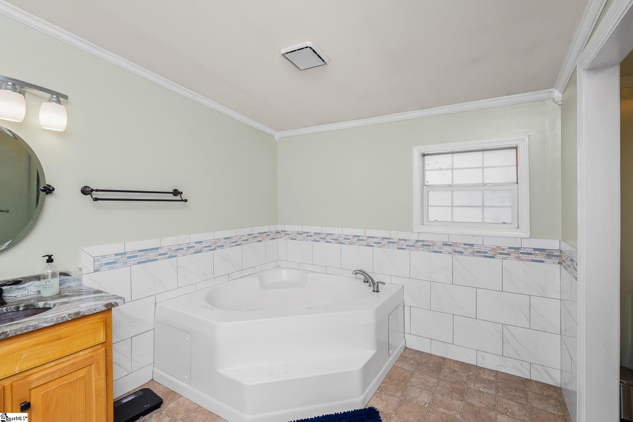 MLS #1571234 image #21