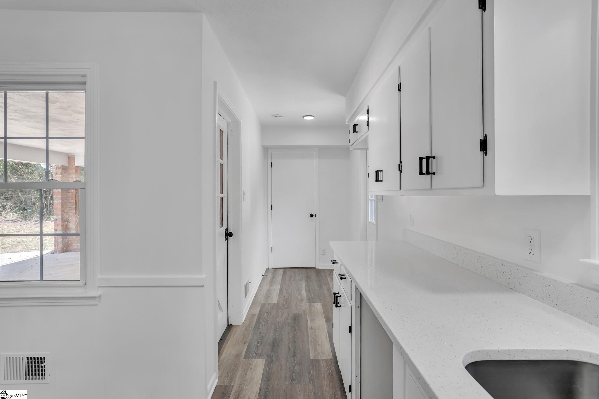 MLS #1571240 image #9