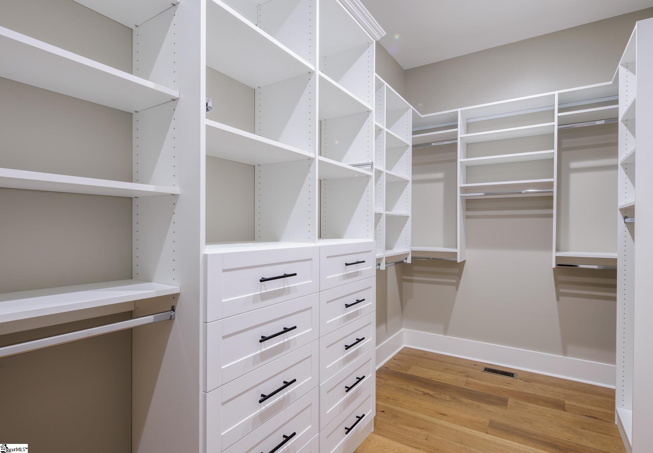 MLS #1571316 image #16