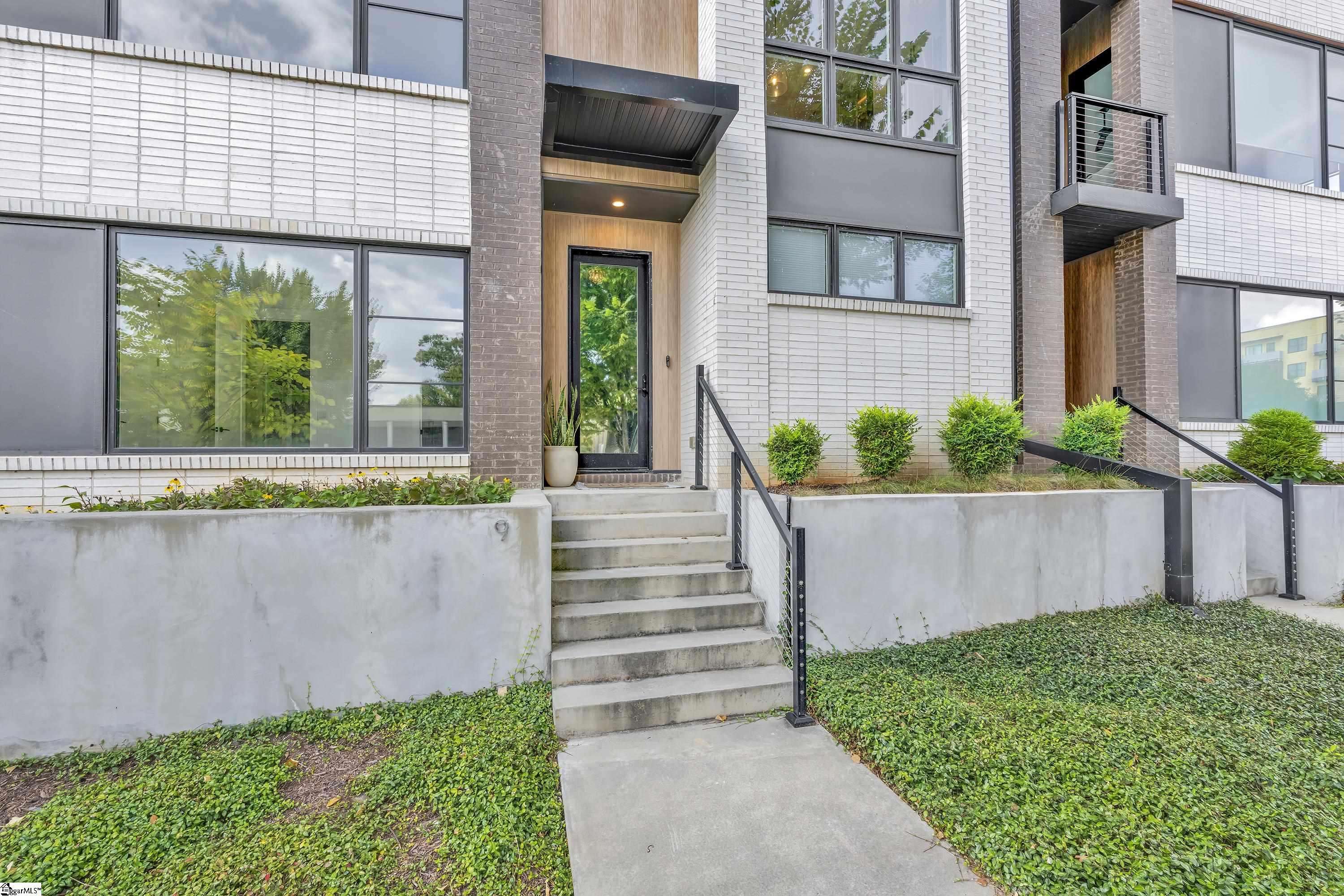 MLS #1565941 image #1