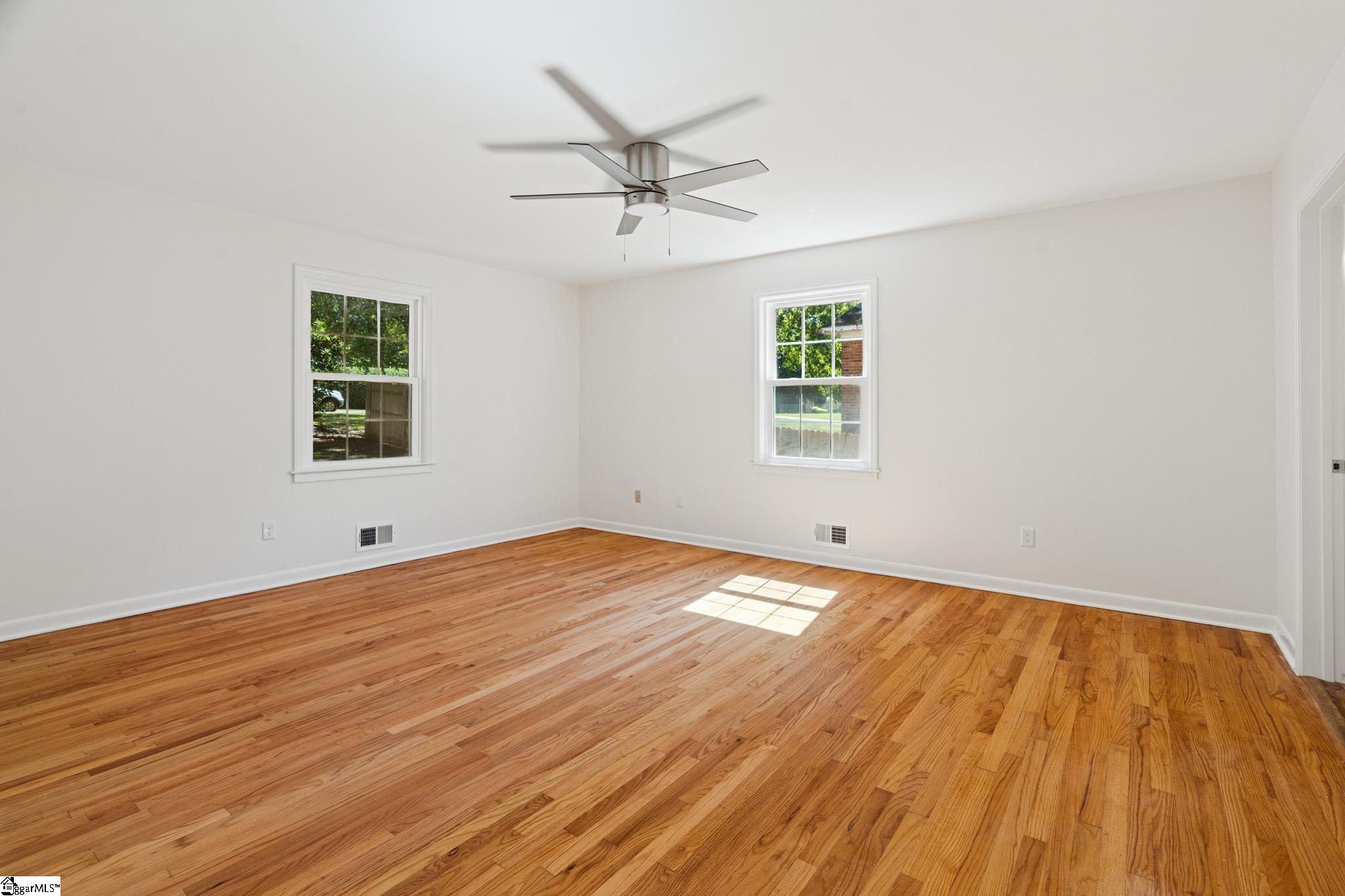 MLS #1571378 image #12