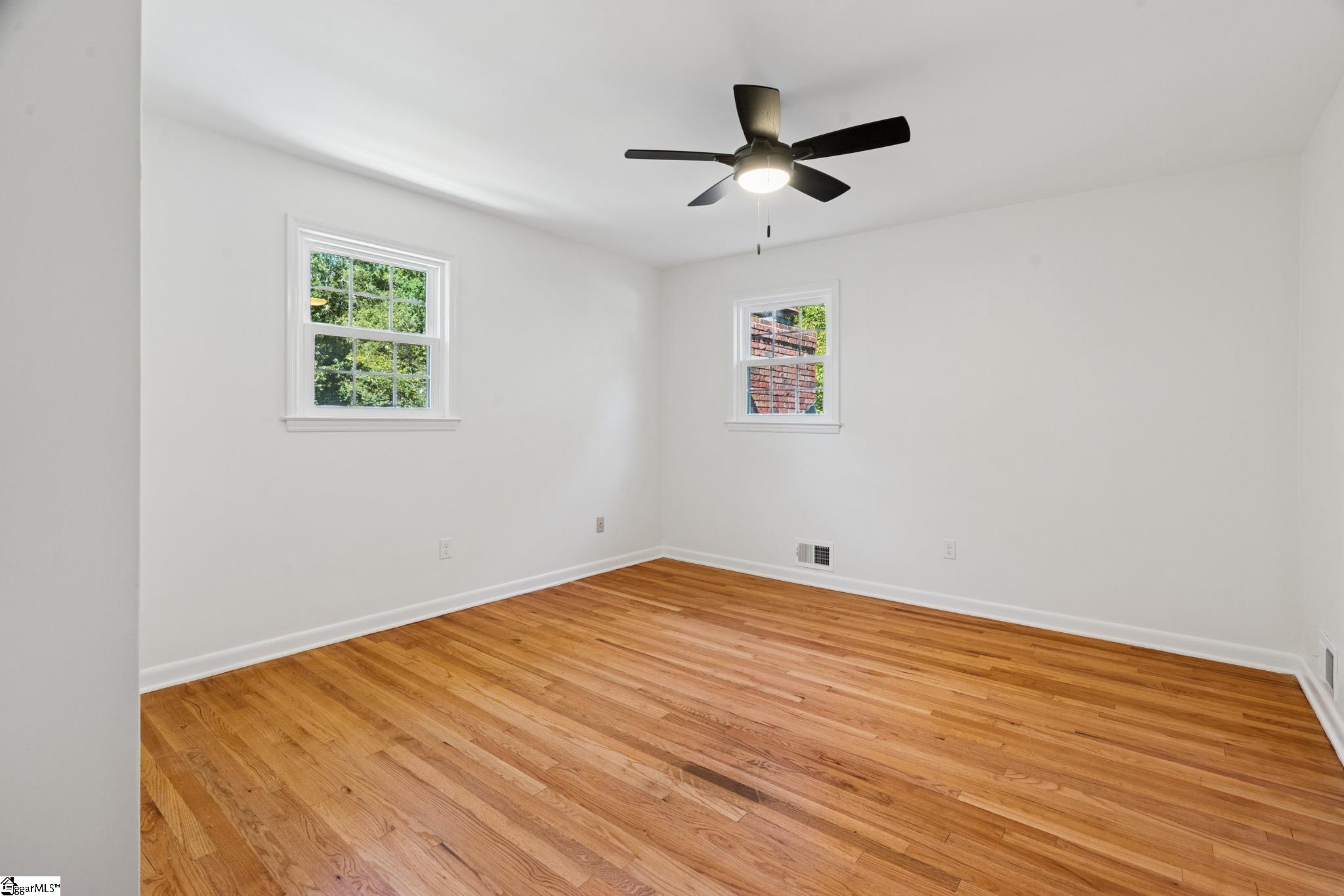 MLS #1571378 image #15