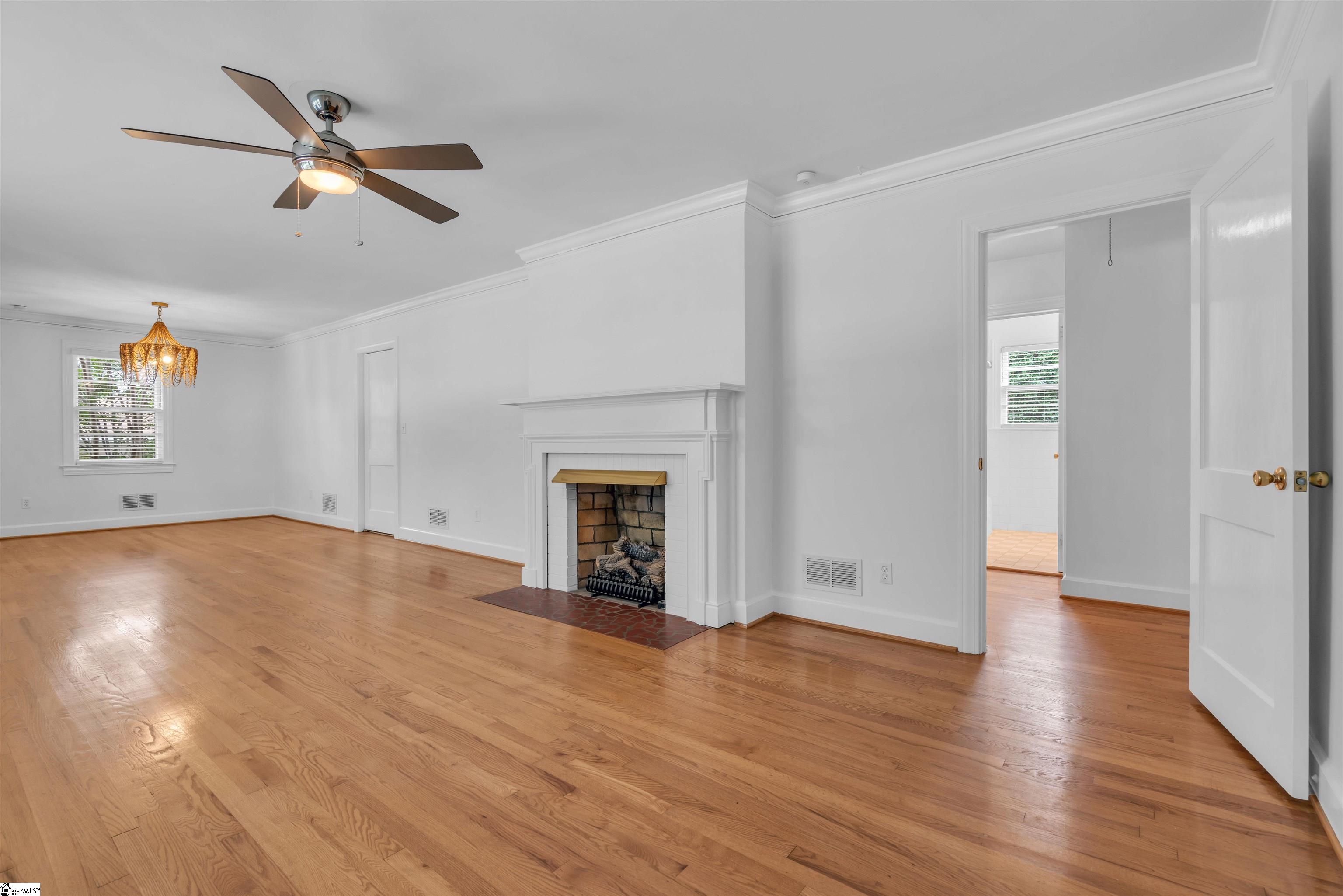 MLS #1571391 image #2