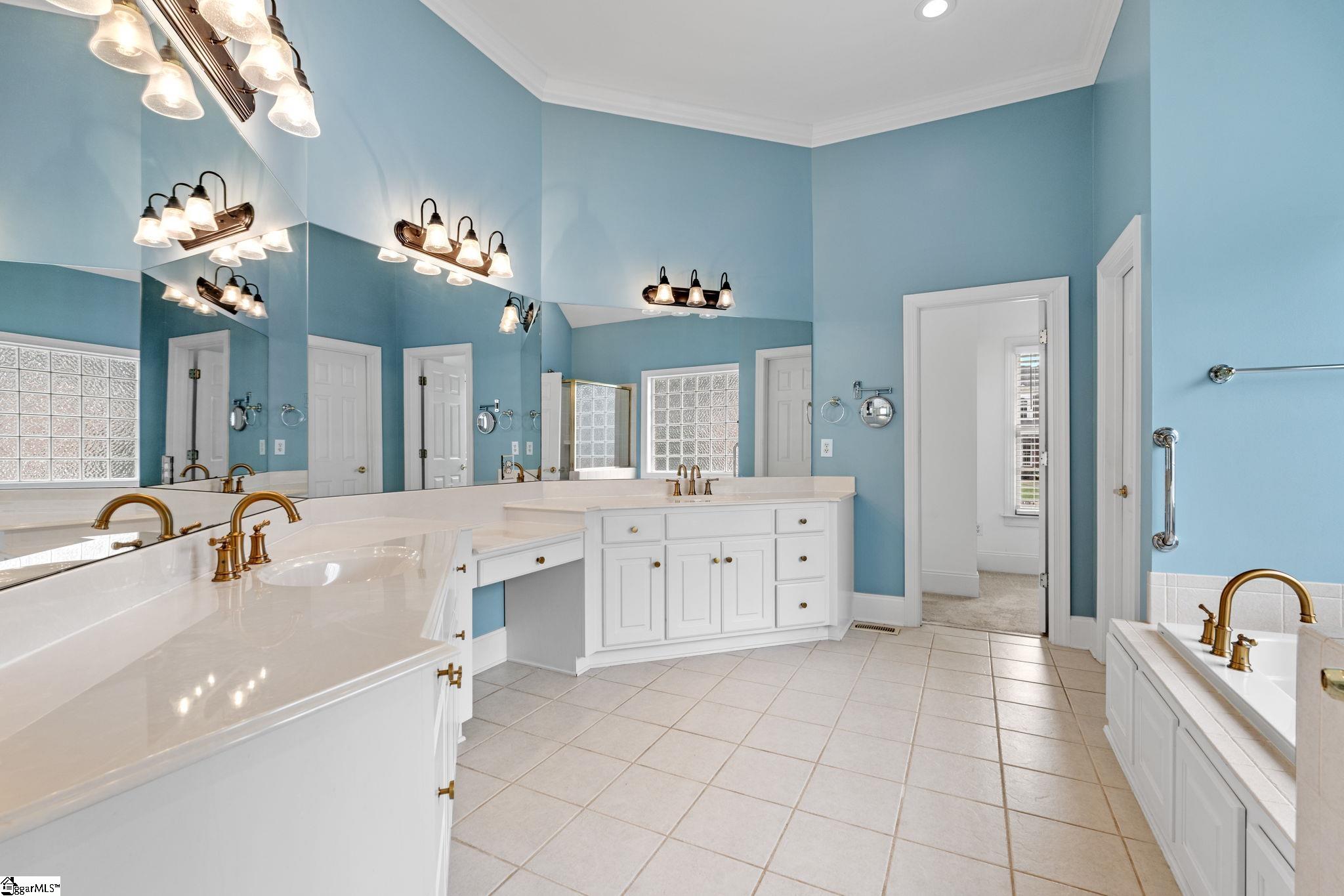 MLS #1571453 image #12