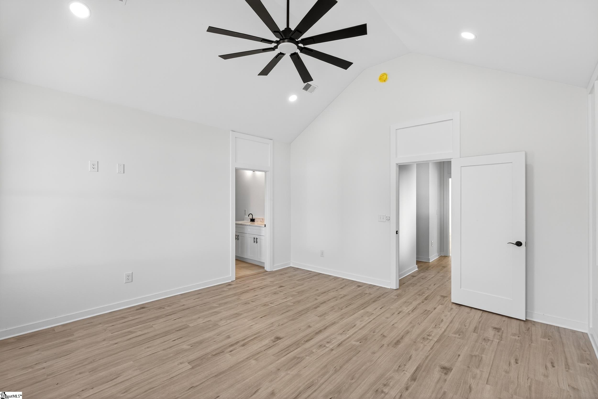 MLS #1571530 image #27