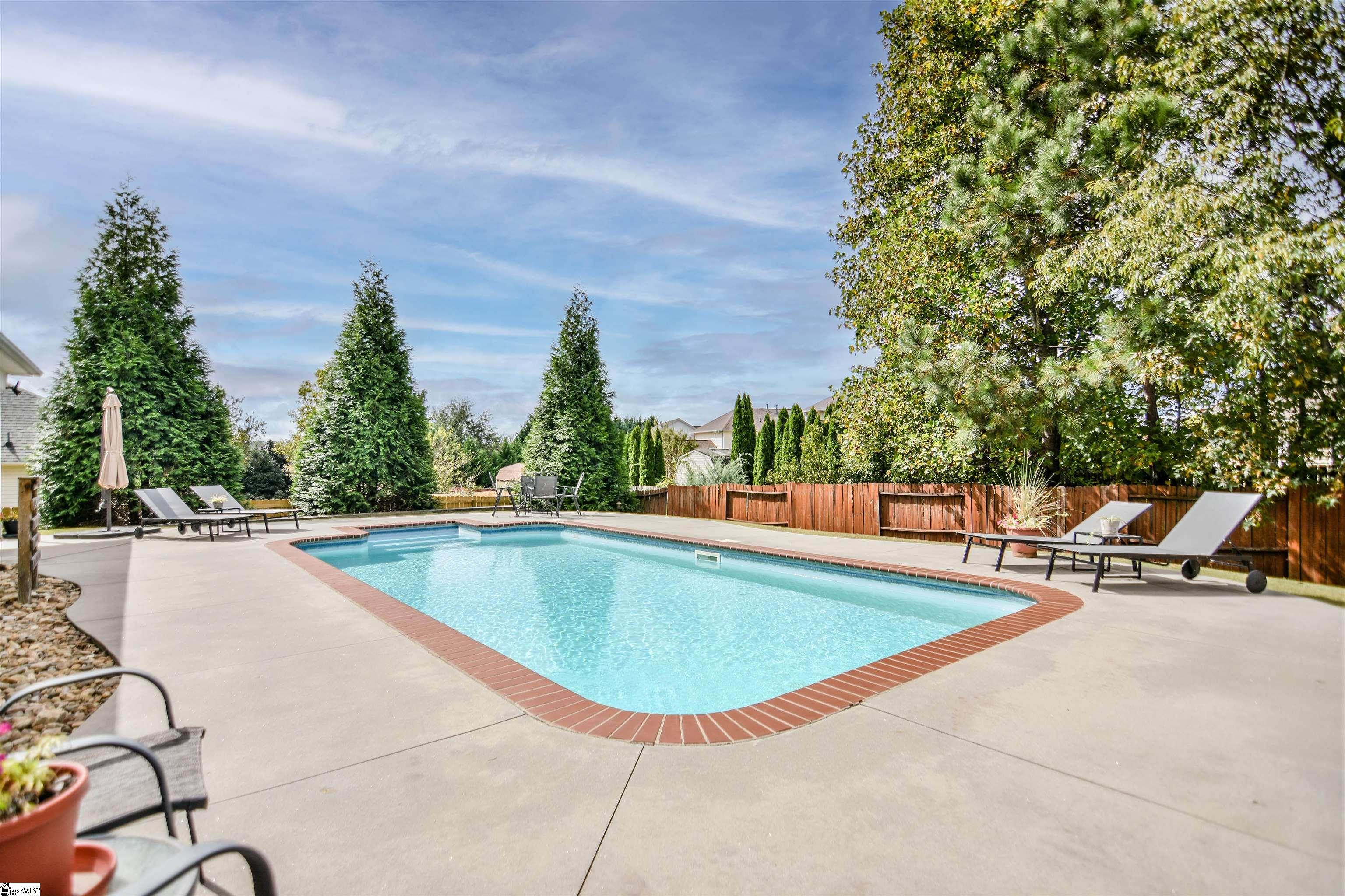 MLS #1571542 image #2