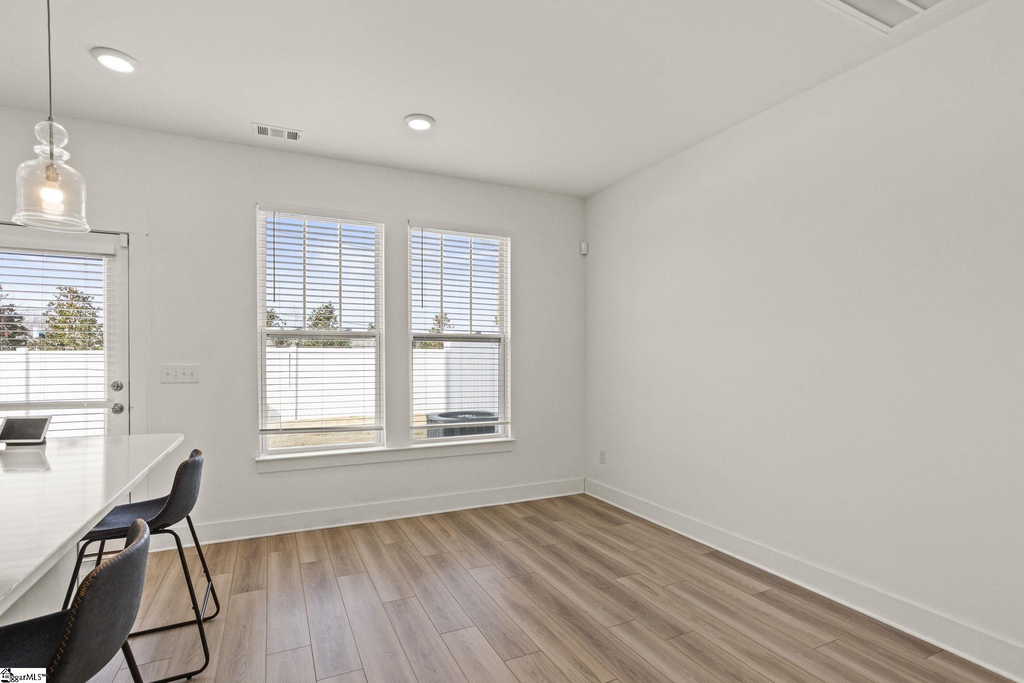 MLS #1571558 image #5