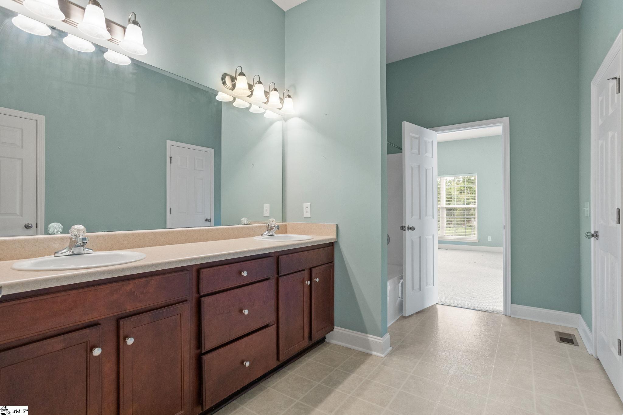 MLS #1571581 image #16