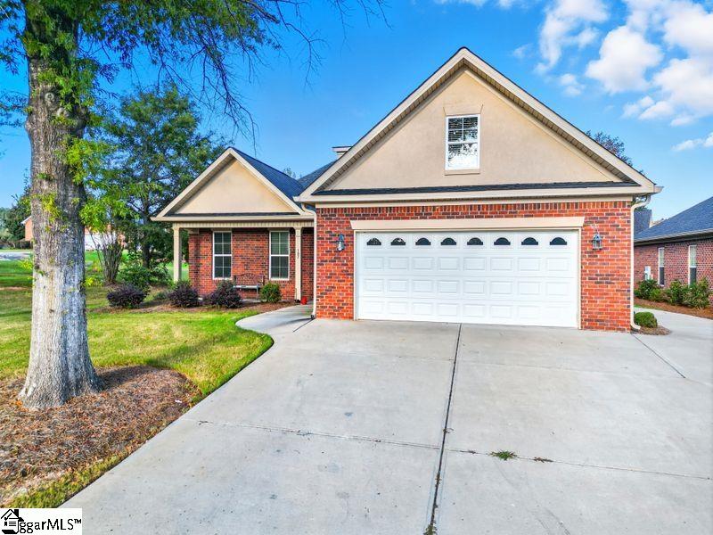 107 Queens Court, Greenwood SC 29649