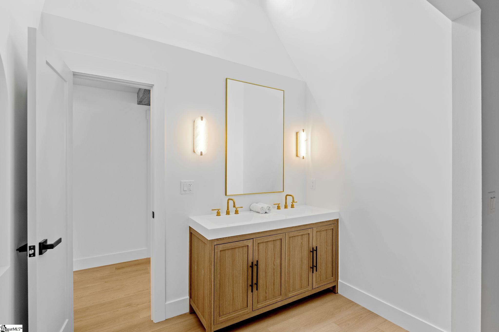 MLS #1571692 image #24