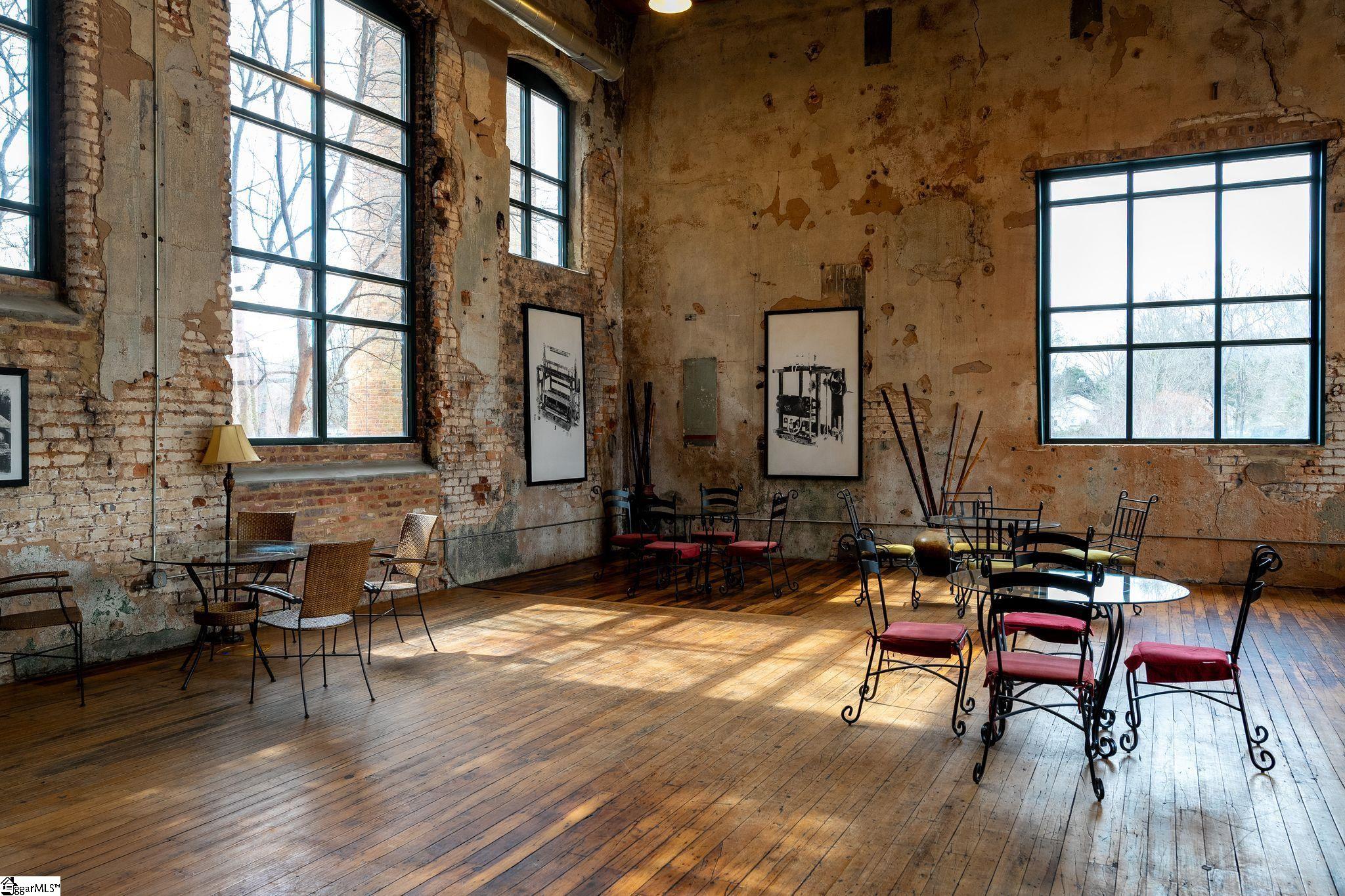 MLS #1571315 image #40