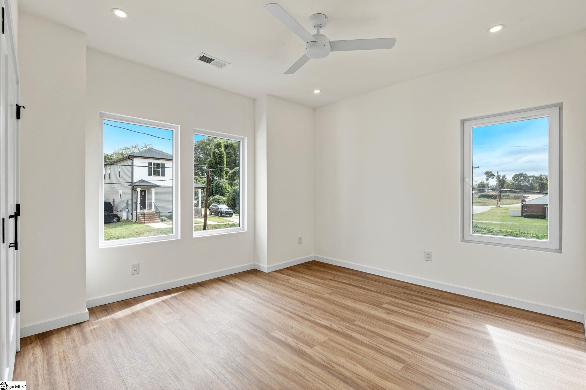 MLS #1571745 image #25