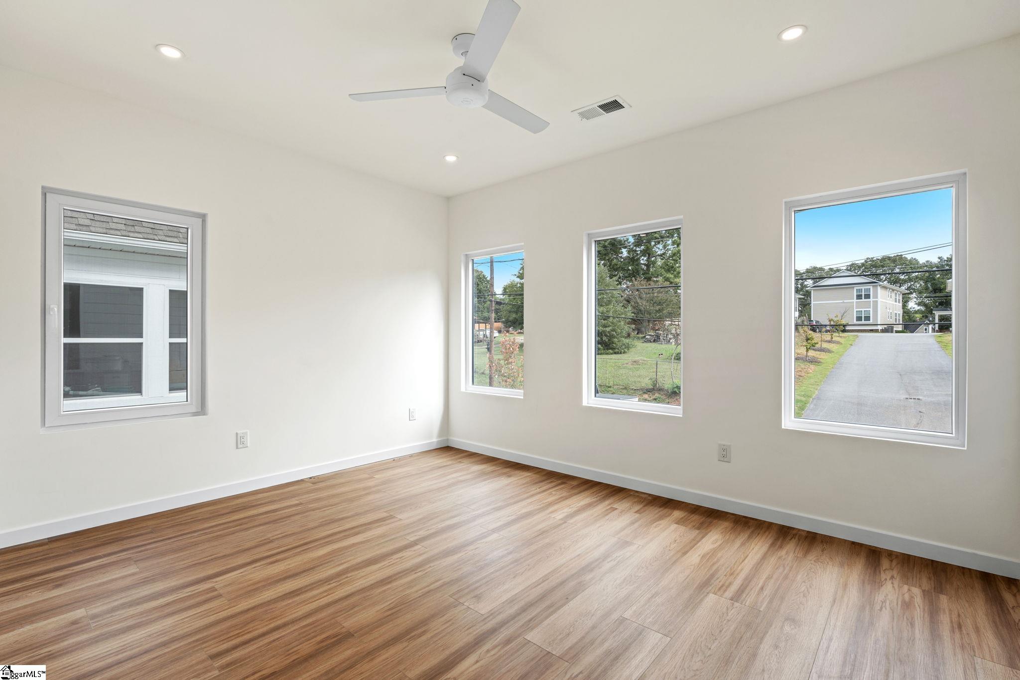 MLS #1571745 image #26