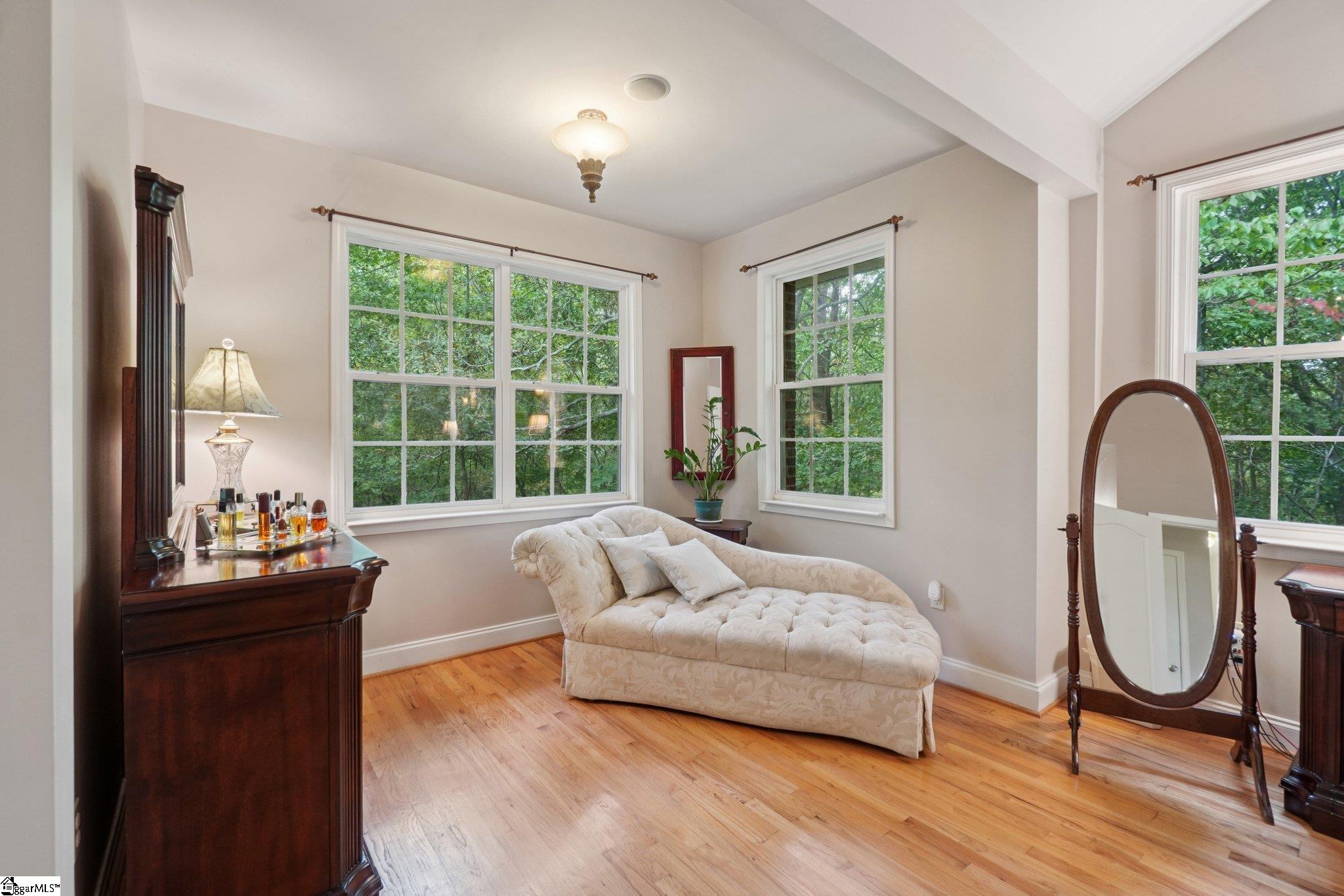 MLS #1571748 image #21