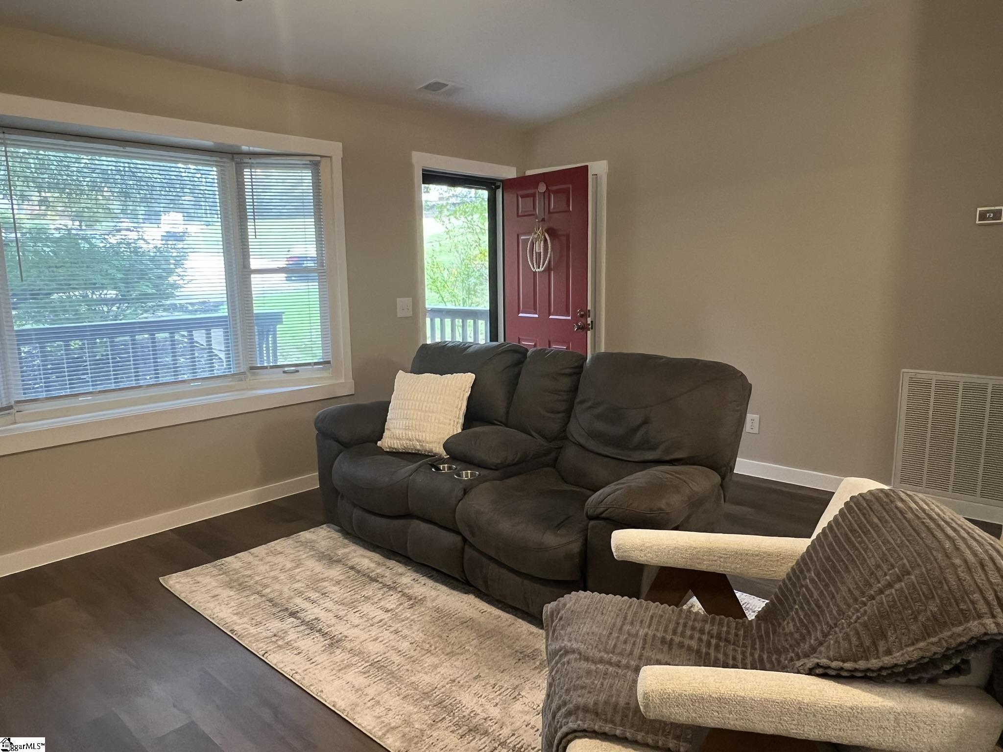 MLS #1571769 image #5