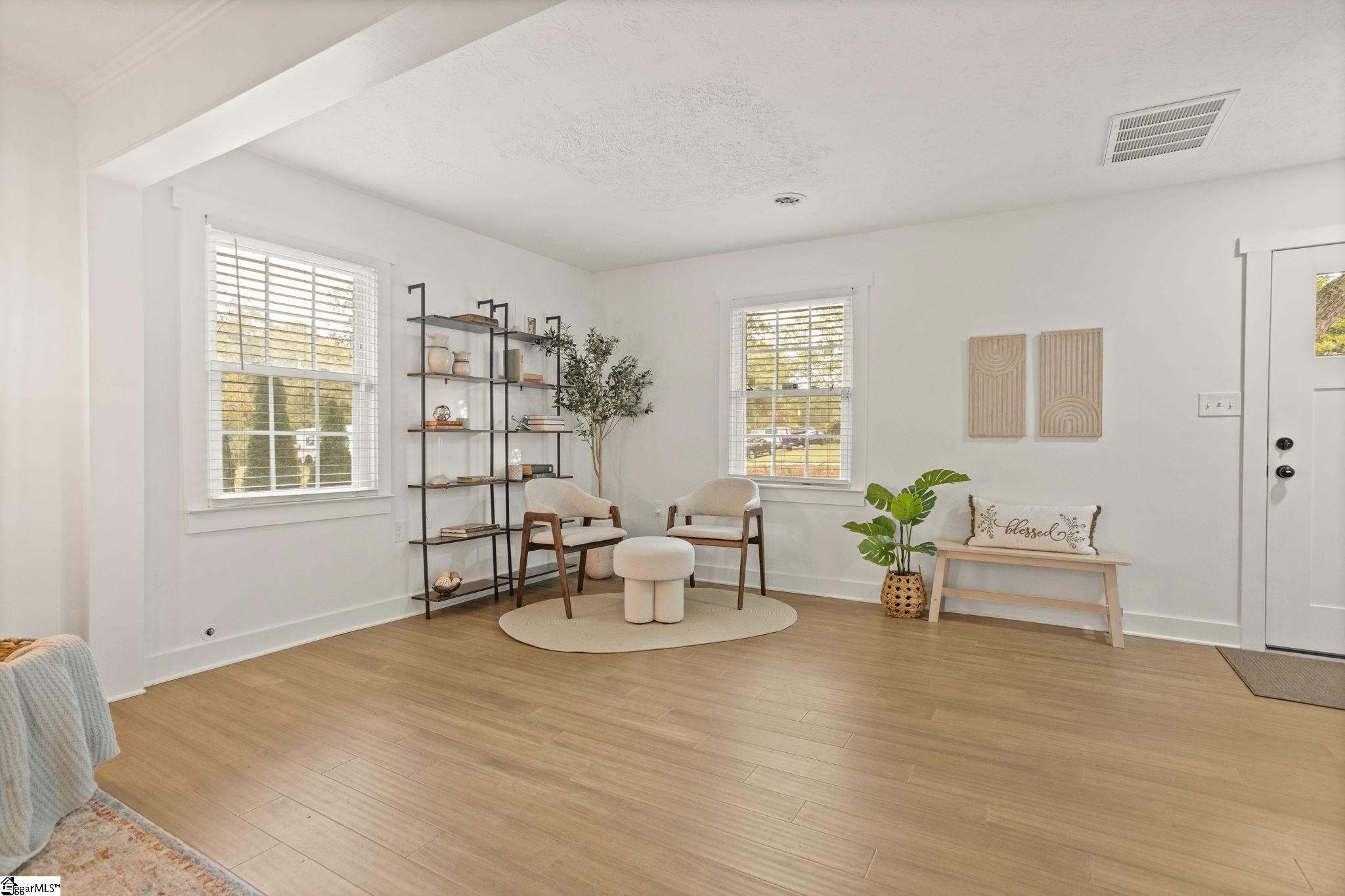 MLS #1571773 image #5