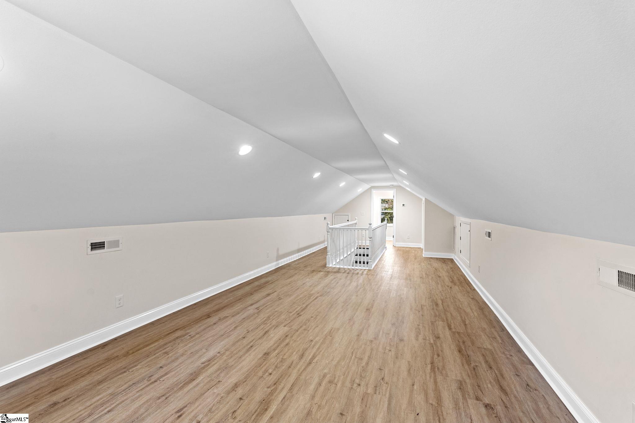 MLS #1571833 image #25