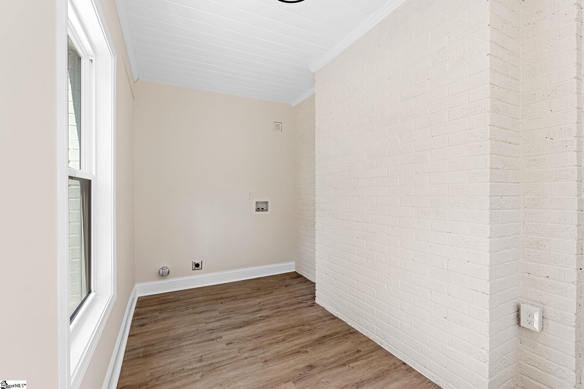 MLS #1571833 image #27