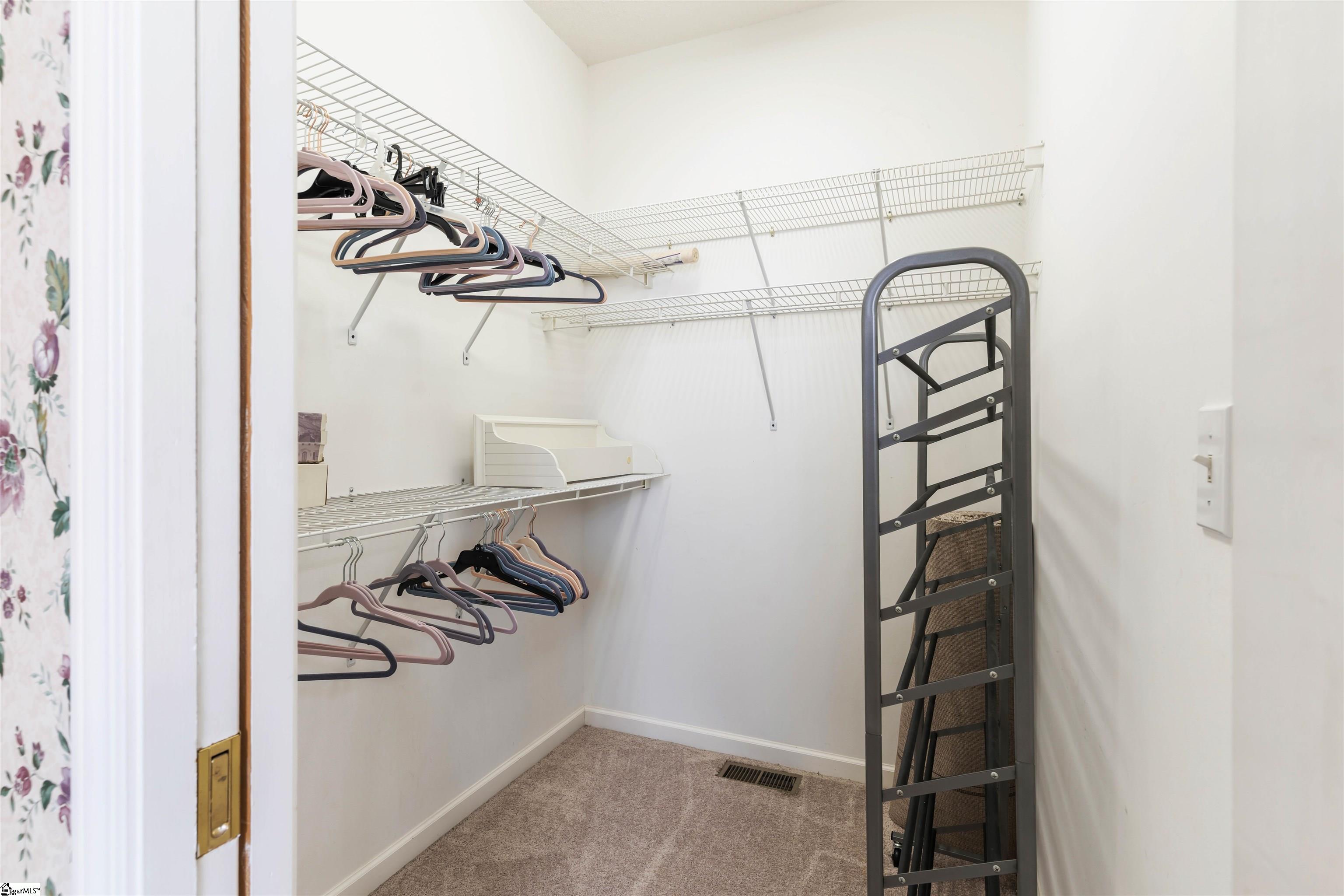 MLS #1571849 image #32