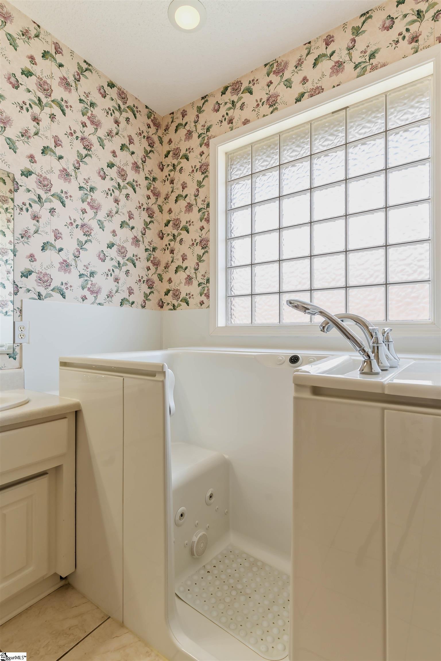 MLS #1571849 image #33