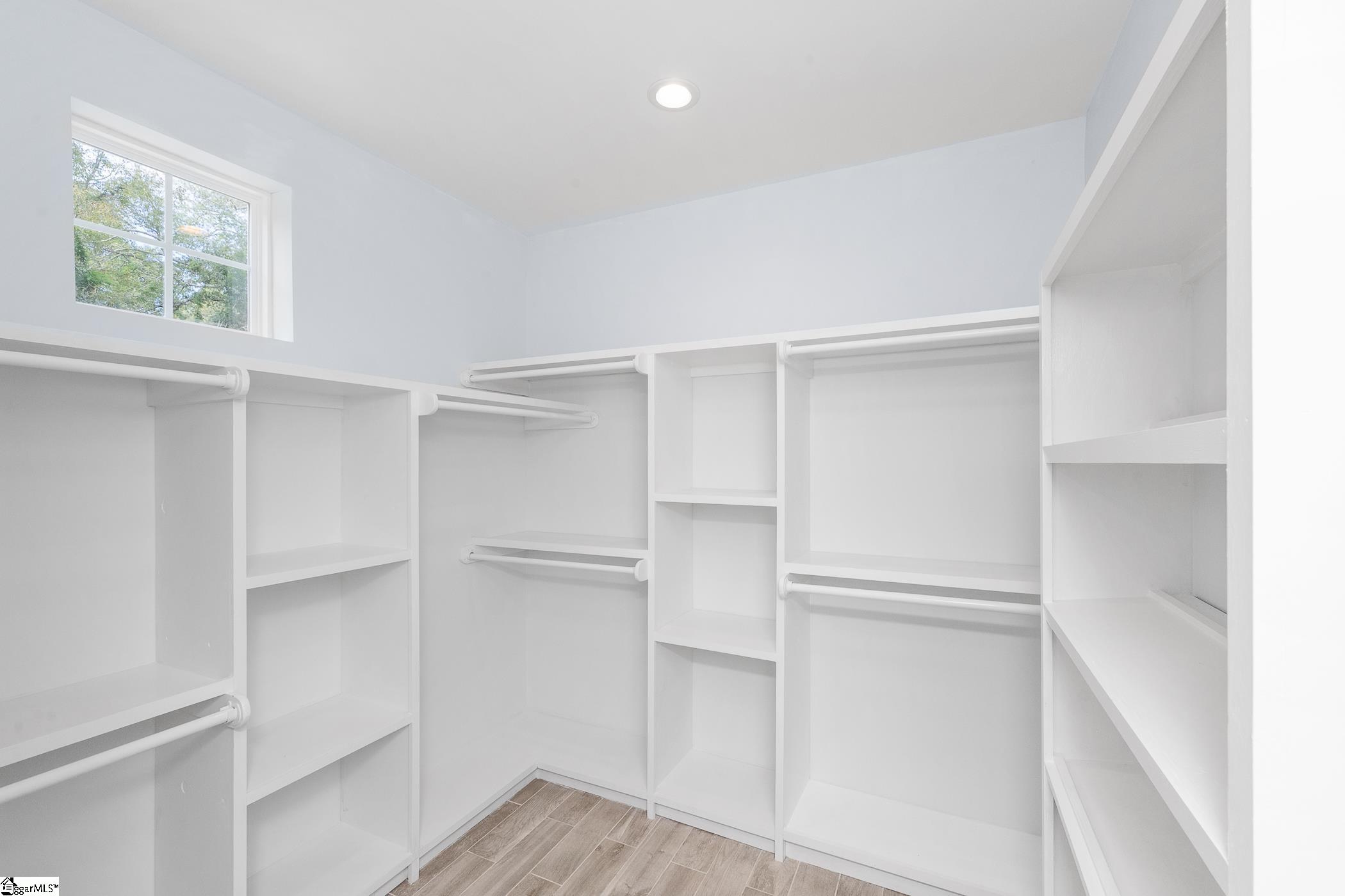 MLS #1571857 image #10