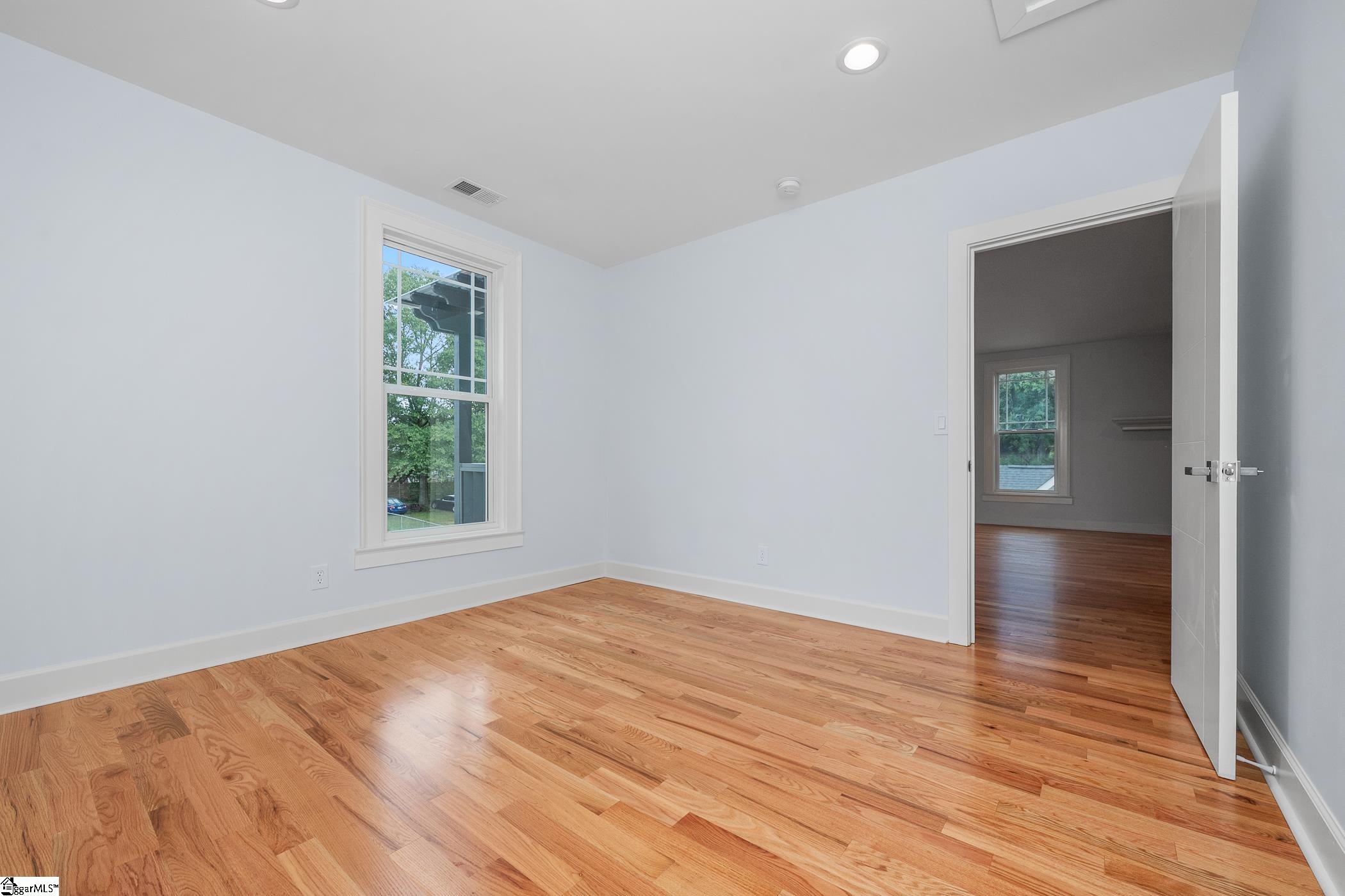 MLS #1571857 image #23