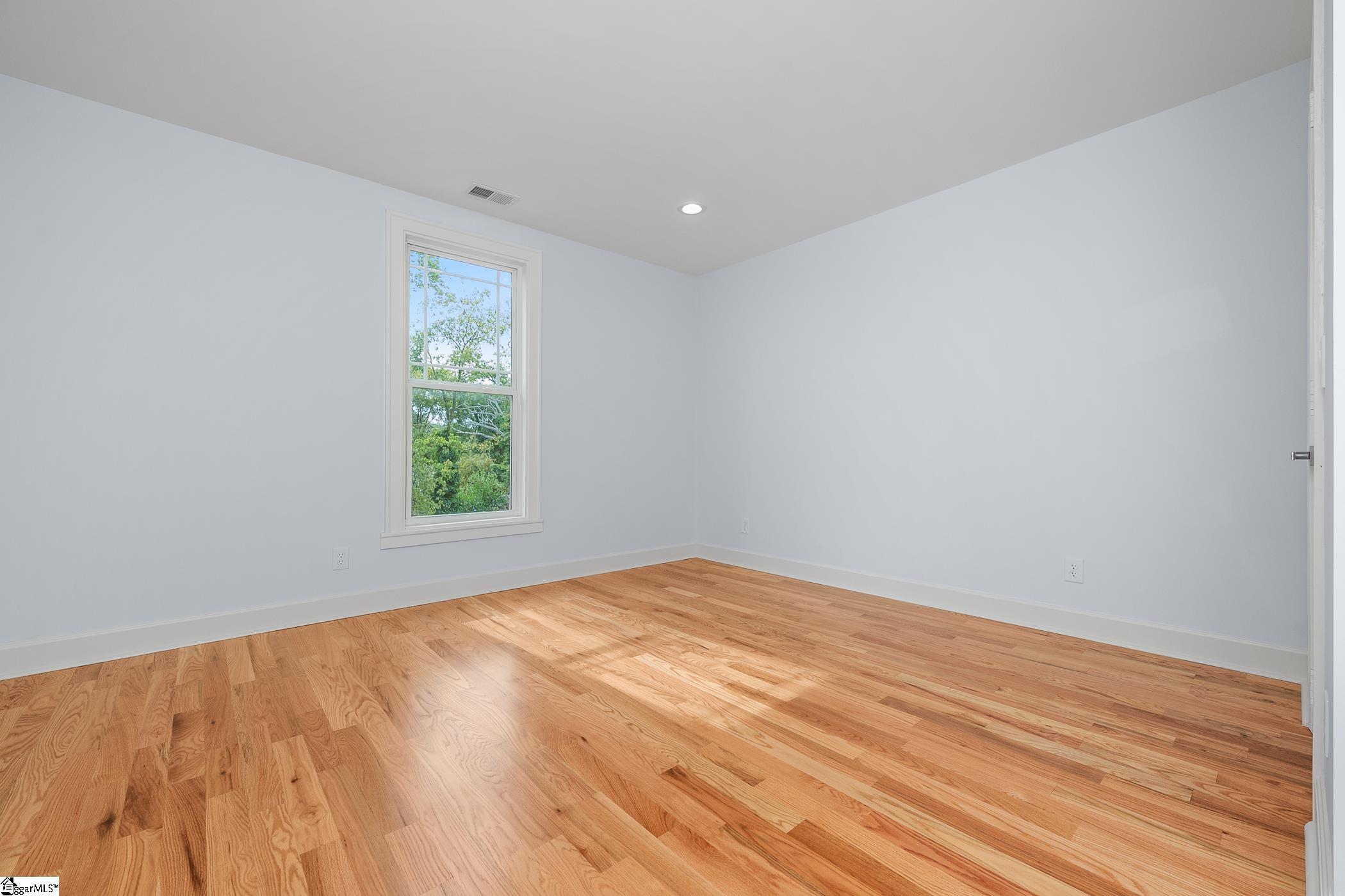 MLS #1571857 image #24