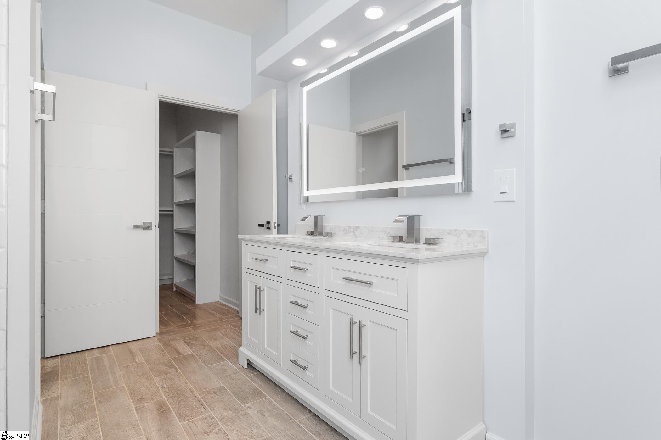 MLS #1571857 image #9