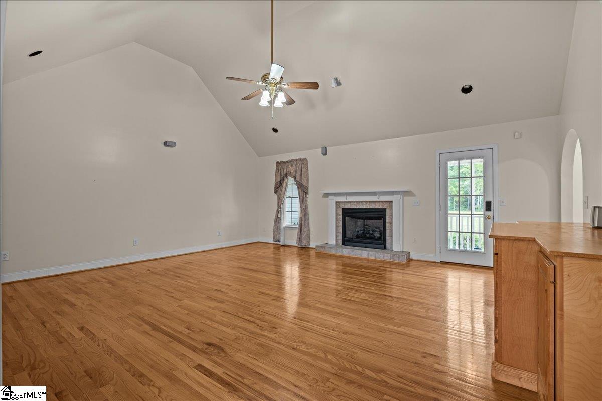 MLS #1571867 image #10